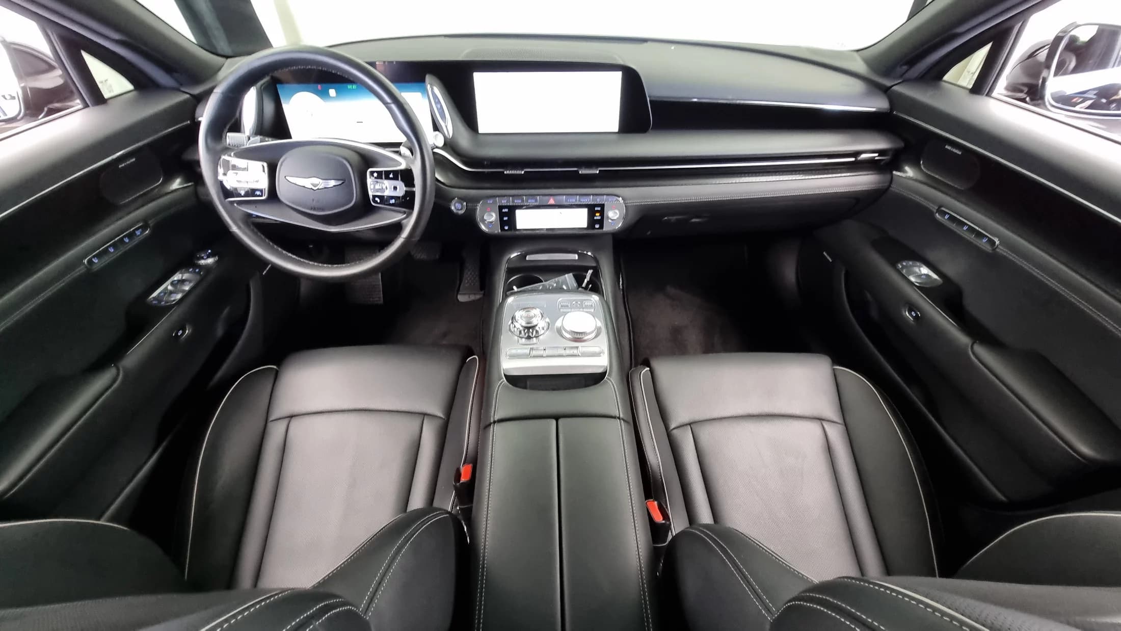 Genesis G90 Gasoline 3.5 Turbo AWD, 2022 г. 74423 км. — фото 7