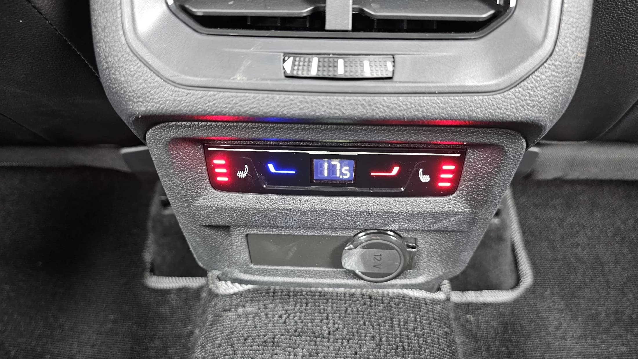 Volkswagen TIGUAN 2.0 TSI Prestige, 2023 г. 6933 км. — фото 18