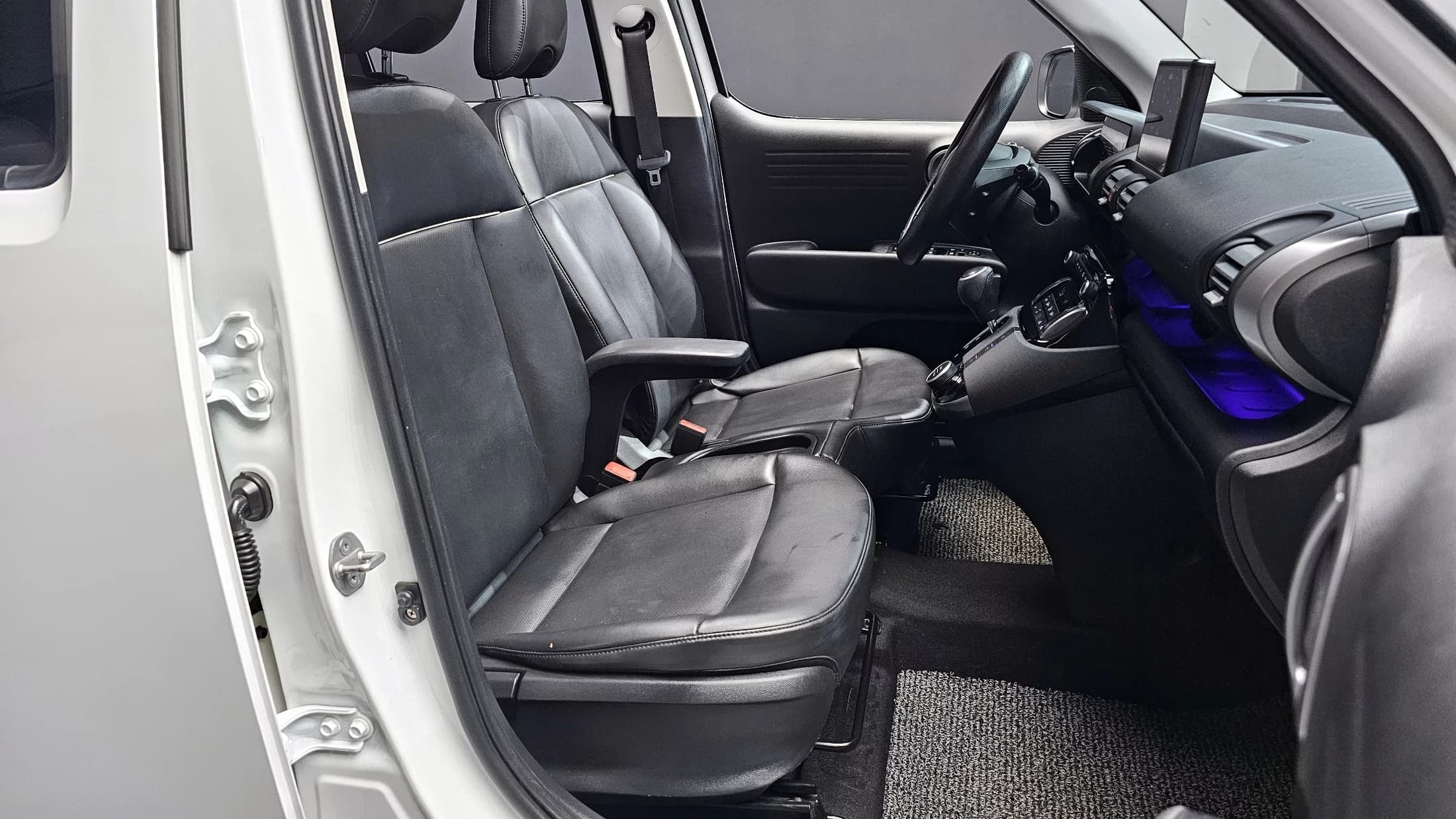 Hyundai Casper Turbo Inspiration, 2021 г. 68958 км. — фото 10