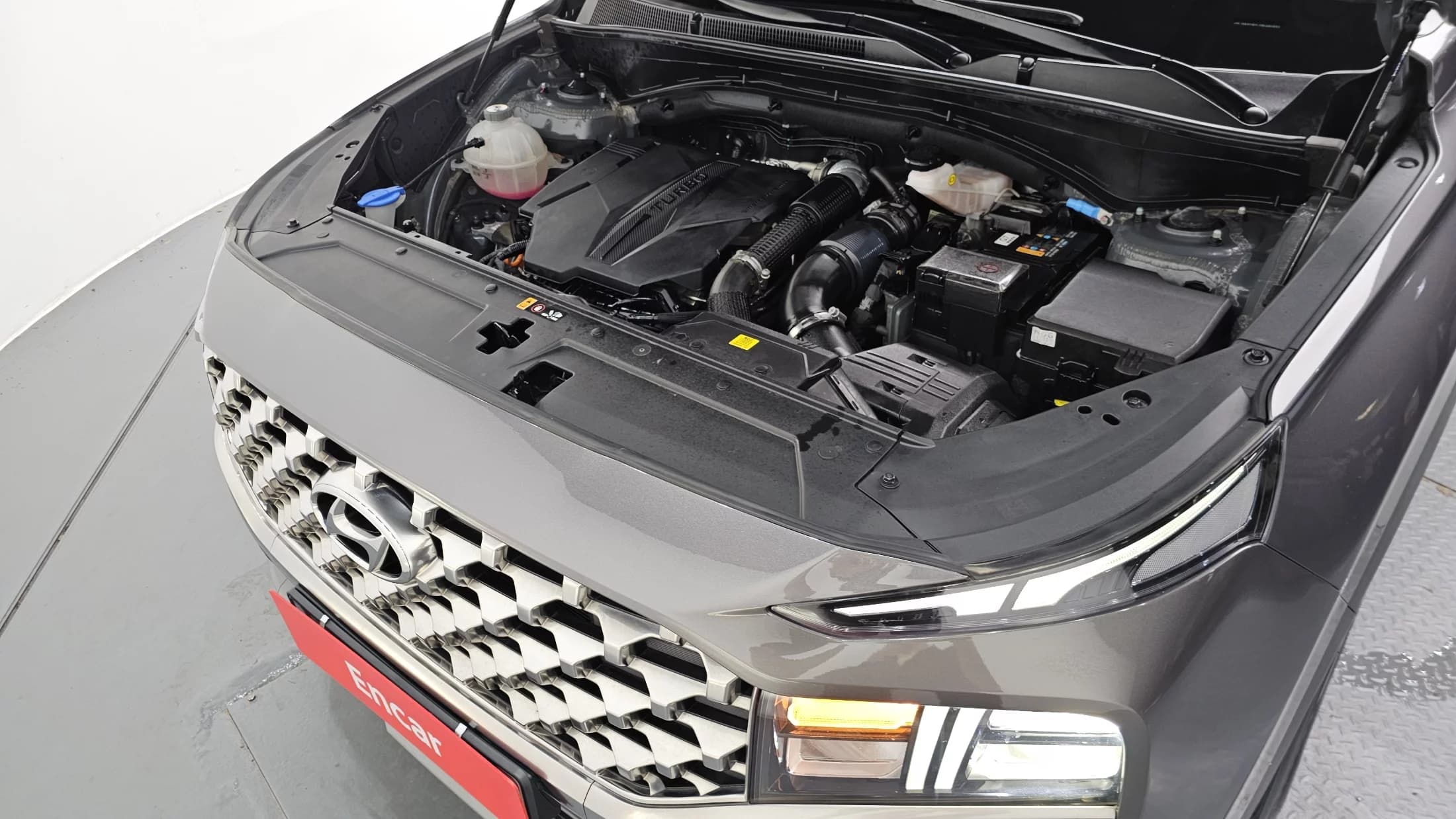Hyundai Santa Fe Gasoline 2.5T 2WD Exclusive, 2023 г. 34988 км. — фото 6