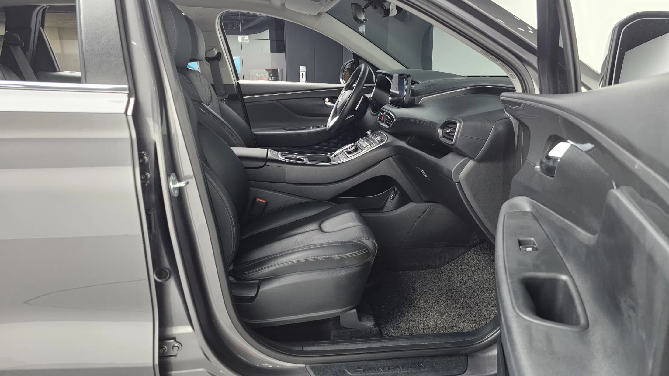 Hyundai Santa Fe Gasoline 2.5T 2WD Exclusive, 2023 г. 34988 км. — фото 10