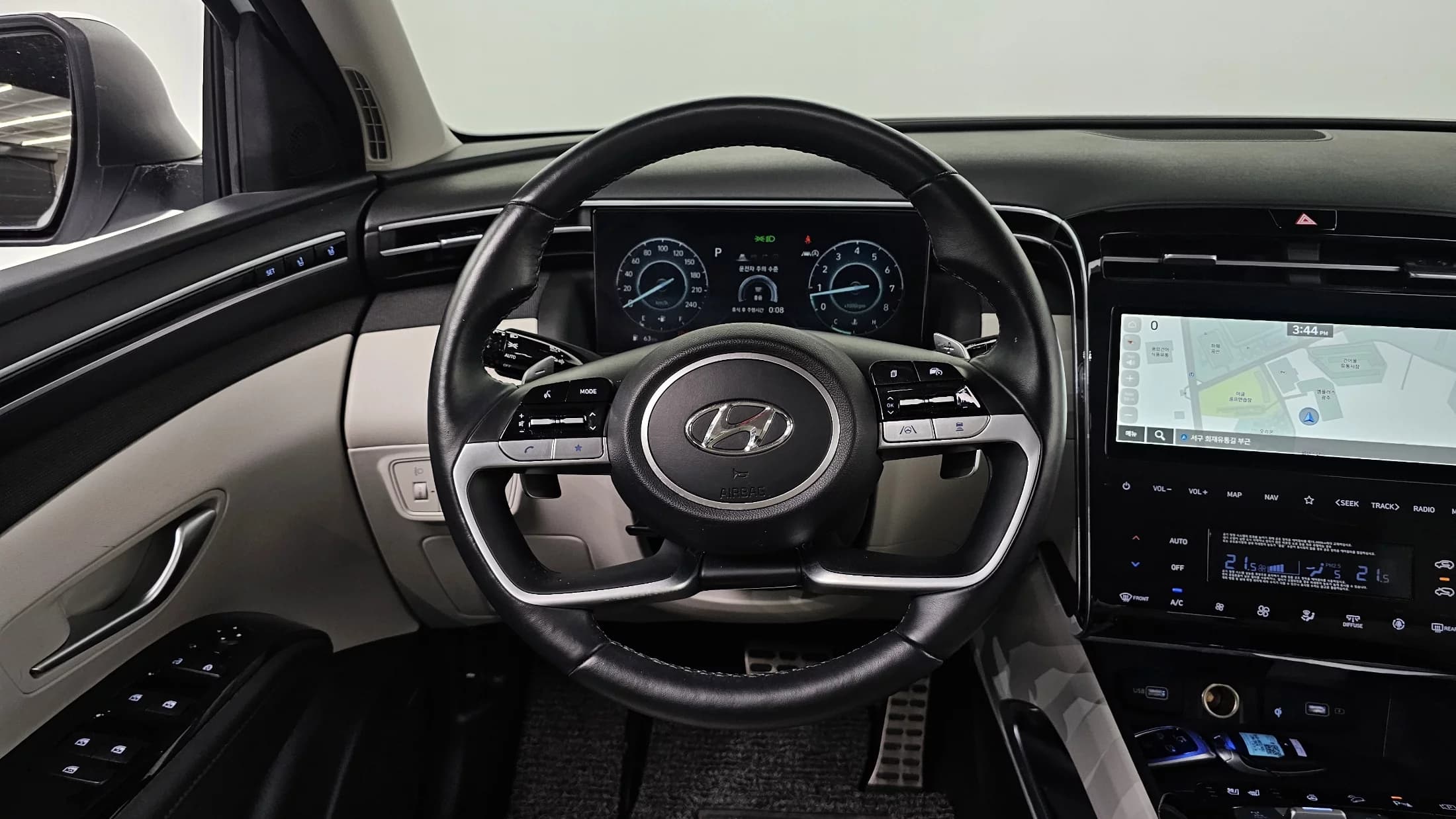 Hyundai Tucson Gasoline 1.6 Turbo 4WD Inspiration, 2023 г. 35257 км. — фото 13