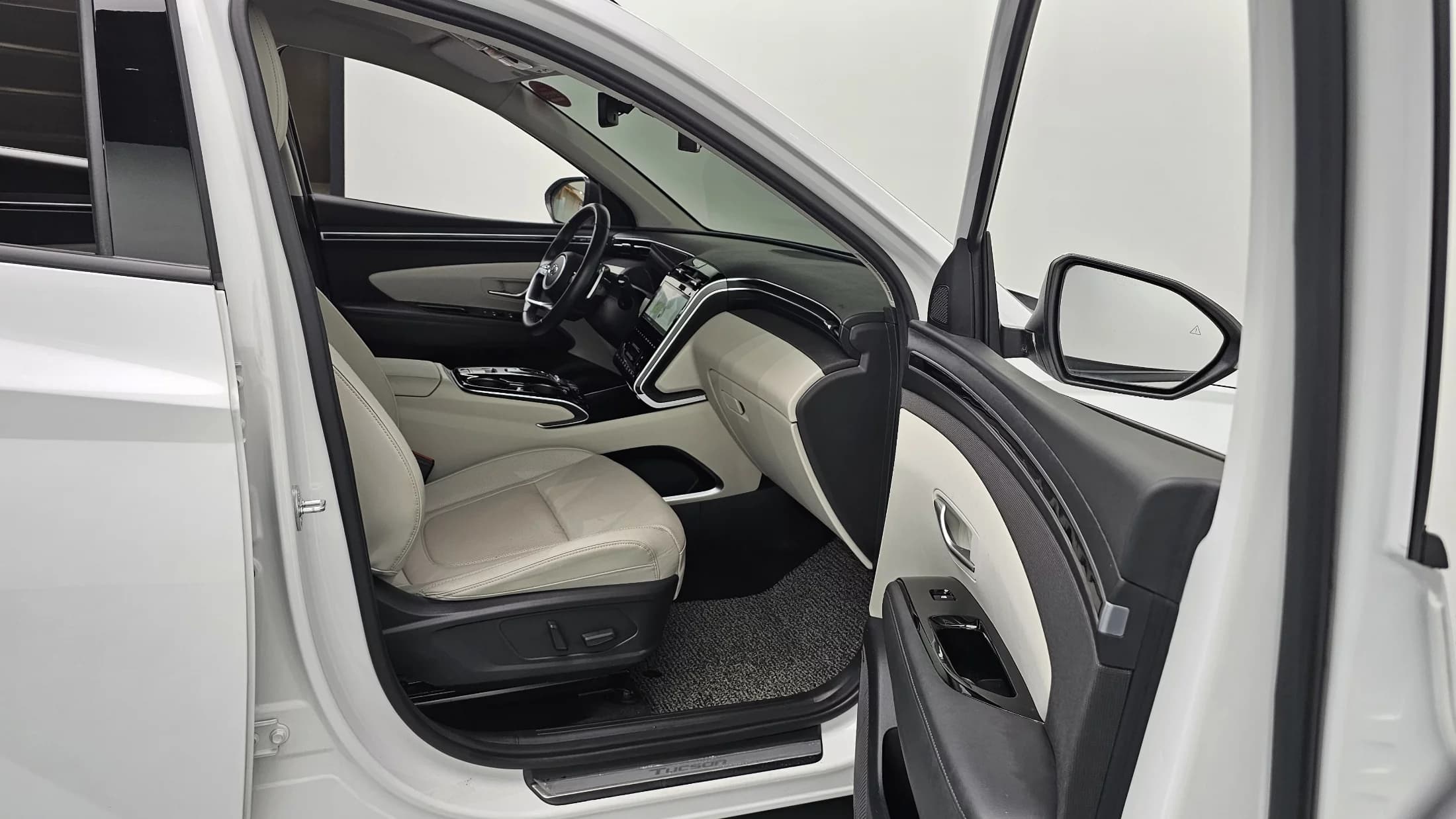 Hyundai Tucson Gasoline 1.6 Turbo 4WD Inspiration, 2023 г. 35257 км. — фото 10