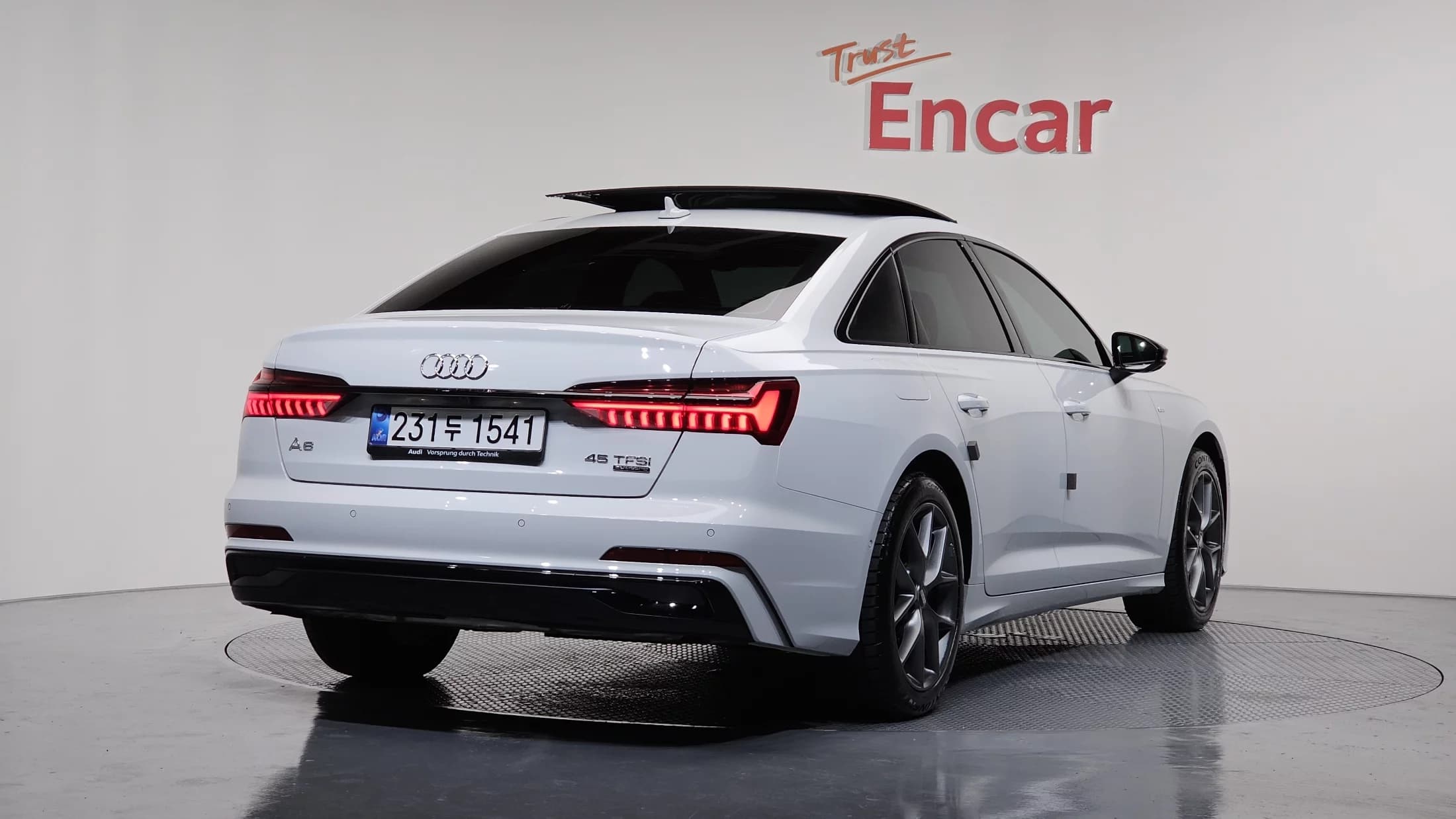 Audi A6 45 TFSI Quattro Premium, 2025 г. 4713 км. — фото 2