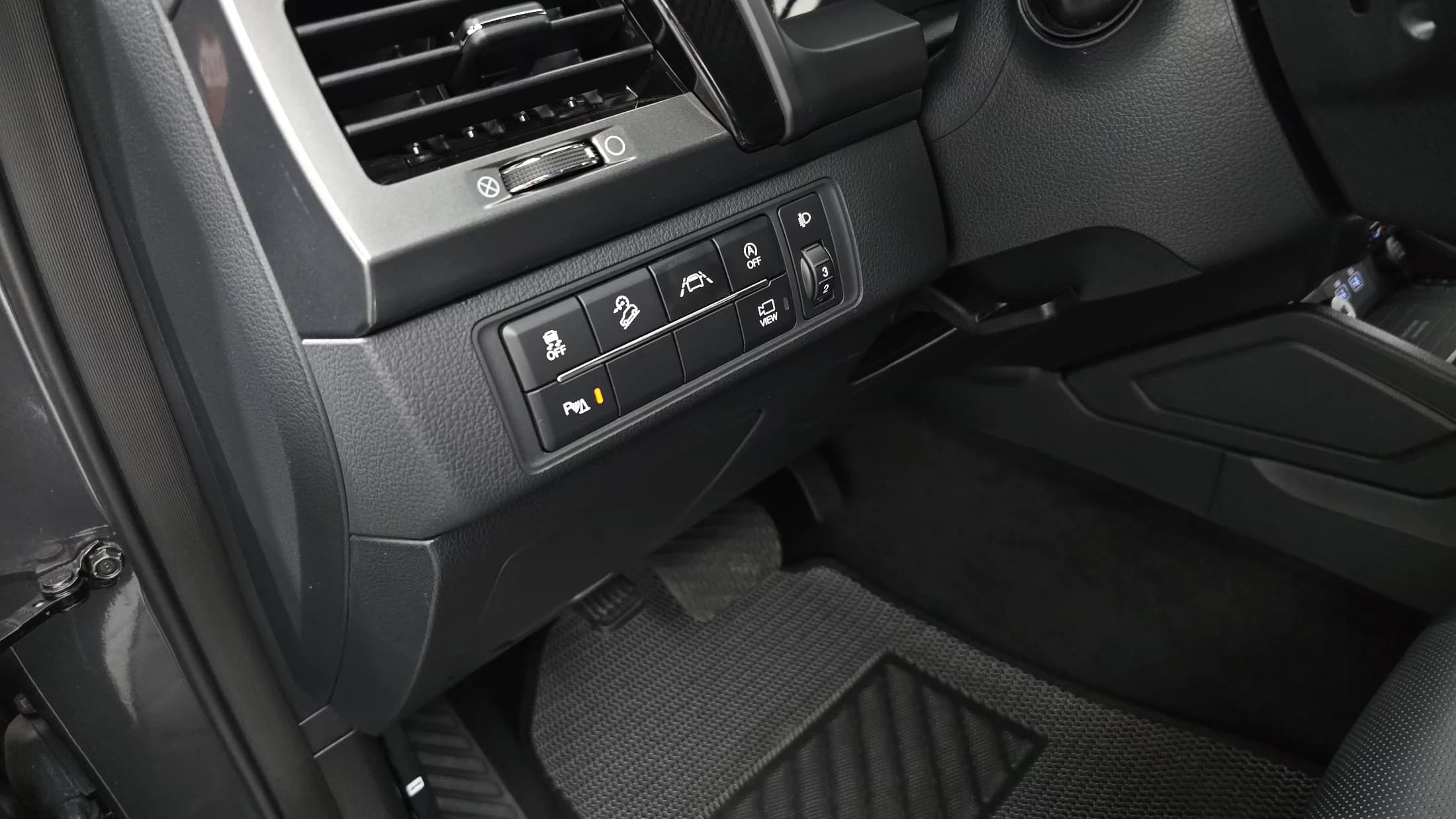SsangYong Rexton Diesel 2.2 4WD Expedition, 2022 г. 42297 км. — фото 16