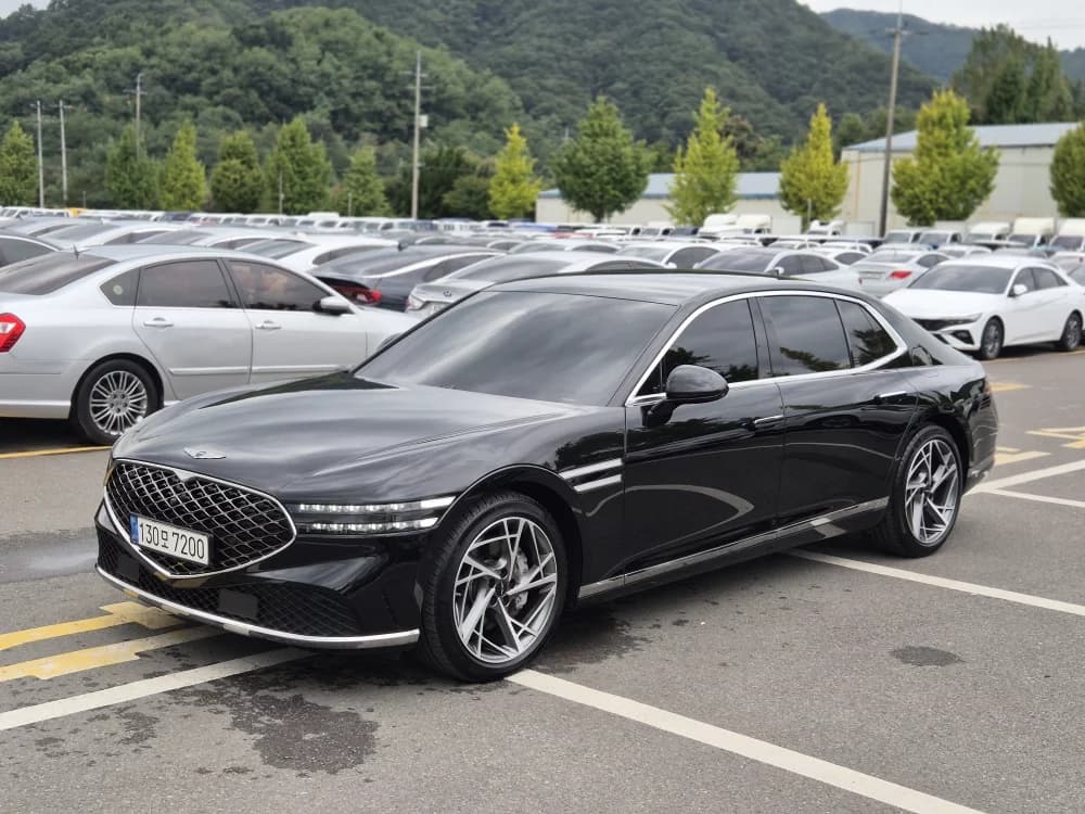 Genesis G90 Gasoline 3.5 Turbo AWD, 2022 г. 48868 км.