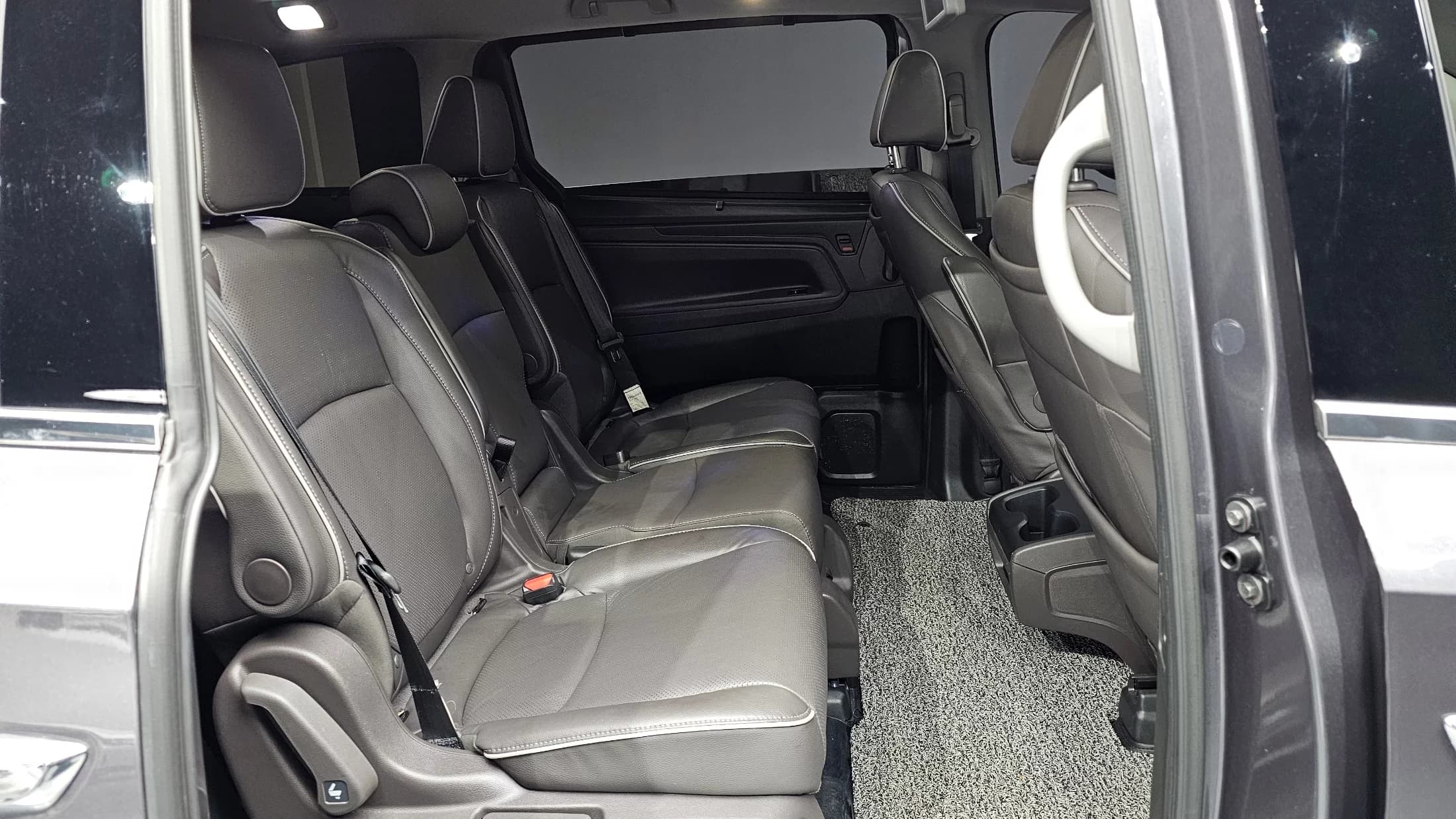 Honda ODYSSEY 3.5 5th, 2021 г. 42111 км. — фото 11