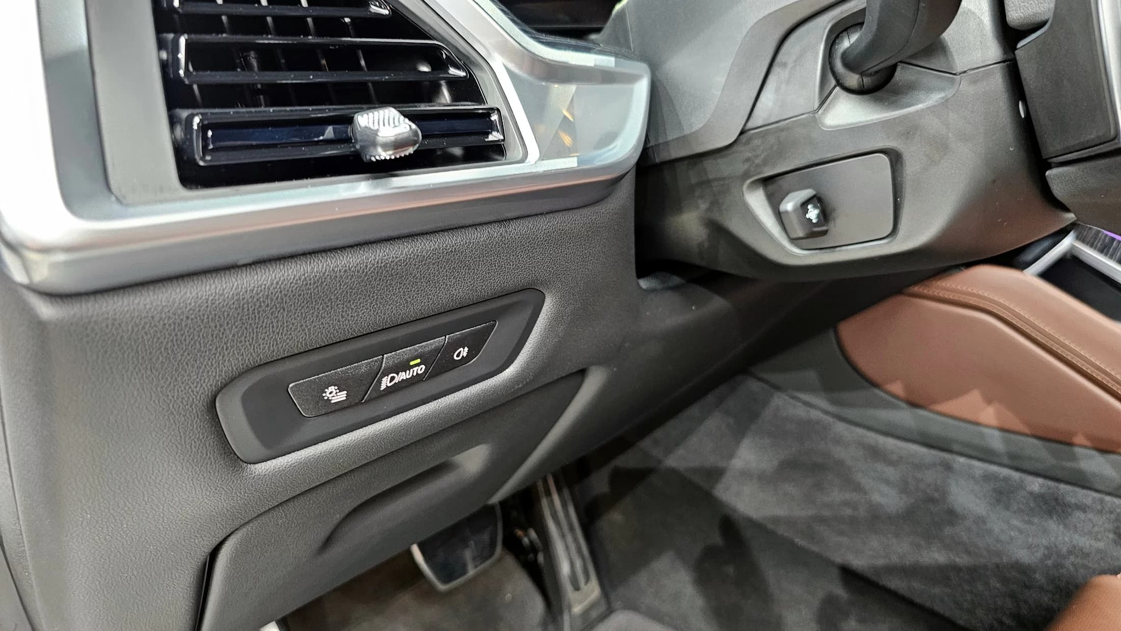 BMW X6 xDrive40i M Sport, 2024 г. 44674 км. — фото 16