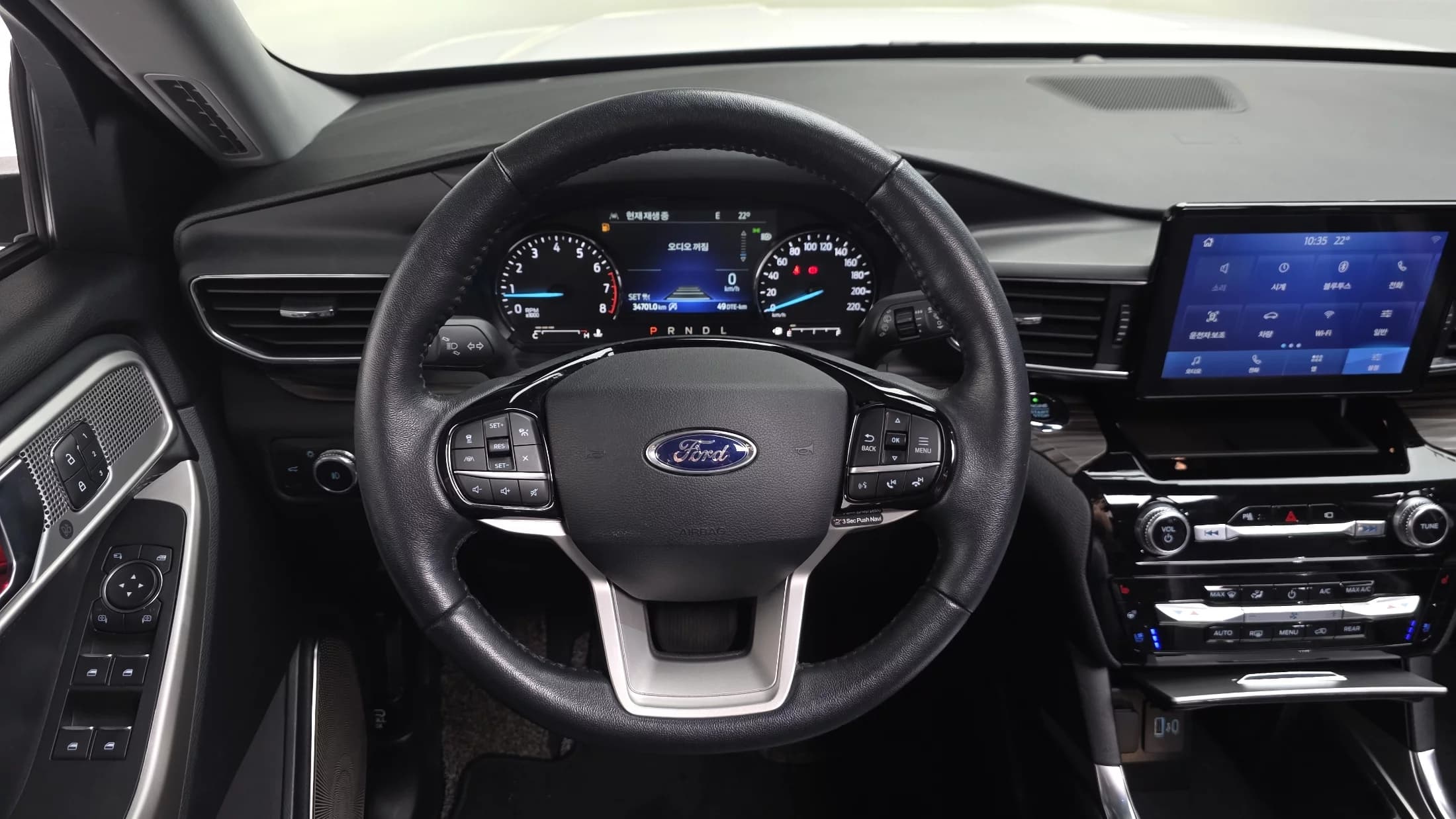 Ford EXPLORER 2.3 LimIted 4WD, 2021 г. 34756 км. — фото 12