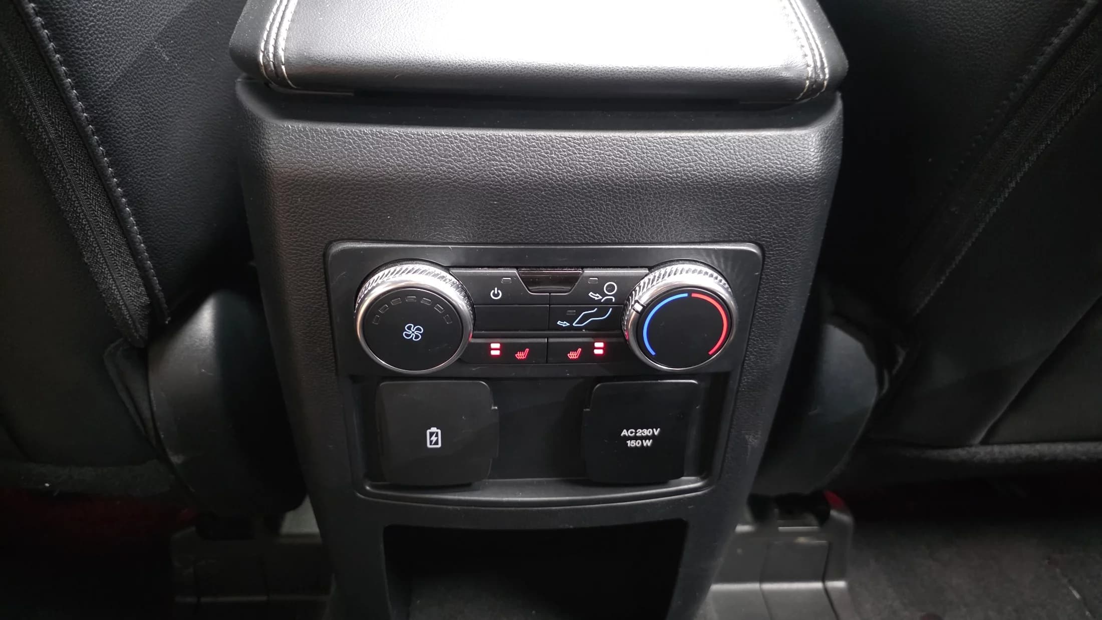 Ford EXPLORER 2.3 LimIted 4WD, 2021 г. 34756 км. — фото 18