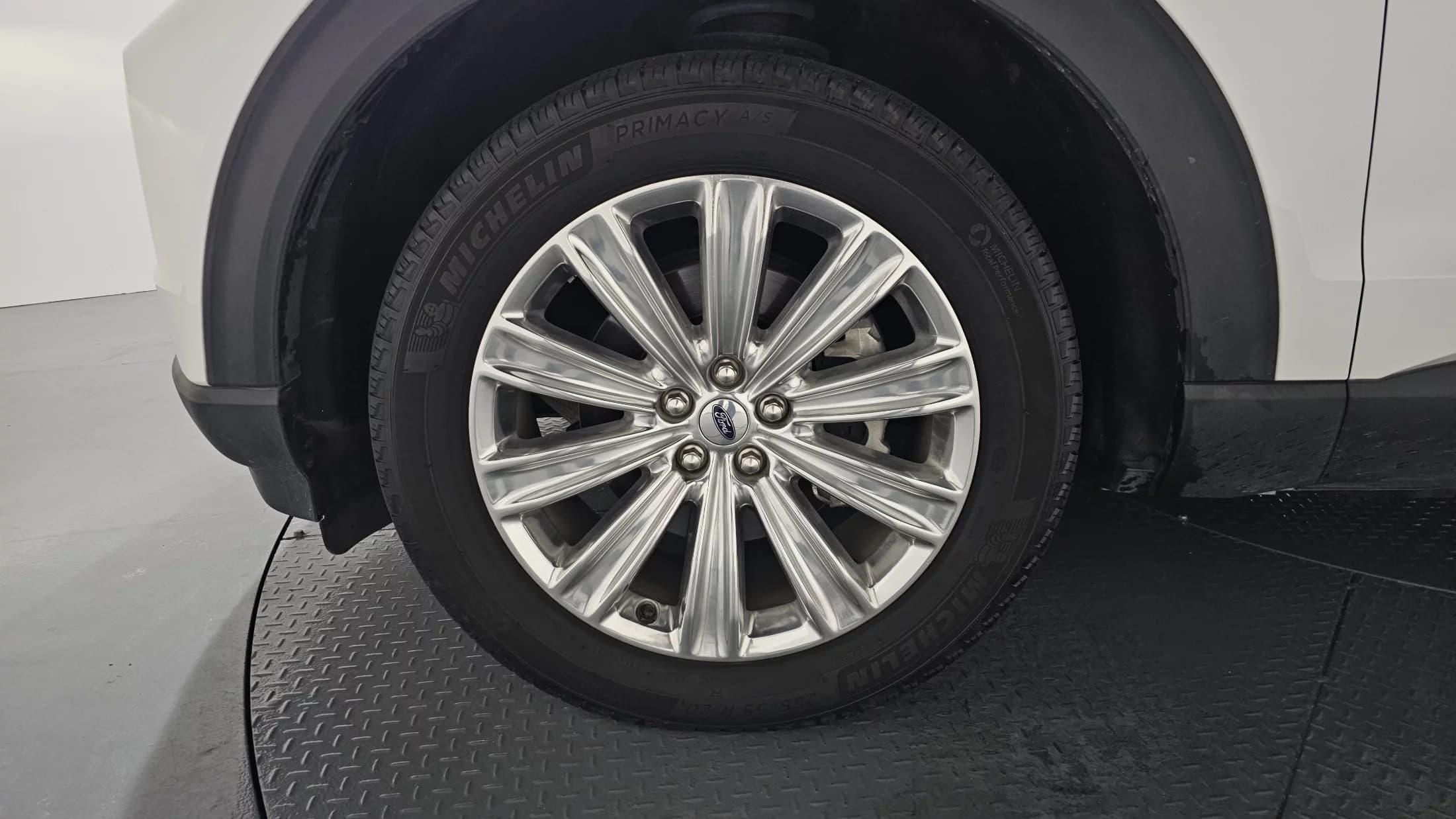 Ford EXPLORER 2.3 LimIted 4WD, 2021 г. 34756 км. — фото 4