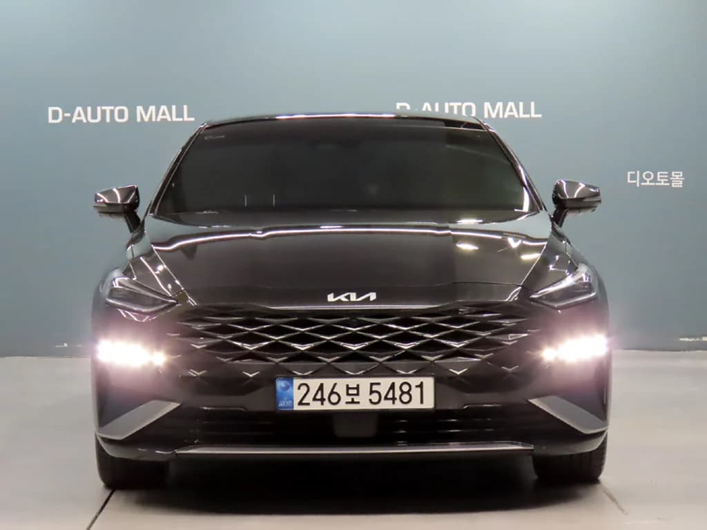 Kia K8 2.5 Gasoline 2WD Signature Special, 2023 г. 34060 км. — фото 2