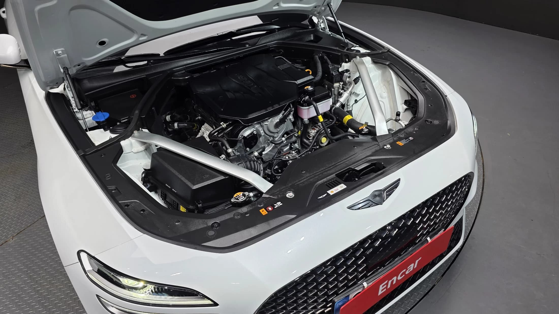 Genesis G70 Gasoline 2.5T 4WD, 2023 г. 12144 км. — фото 6