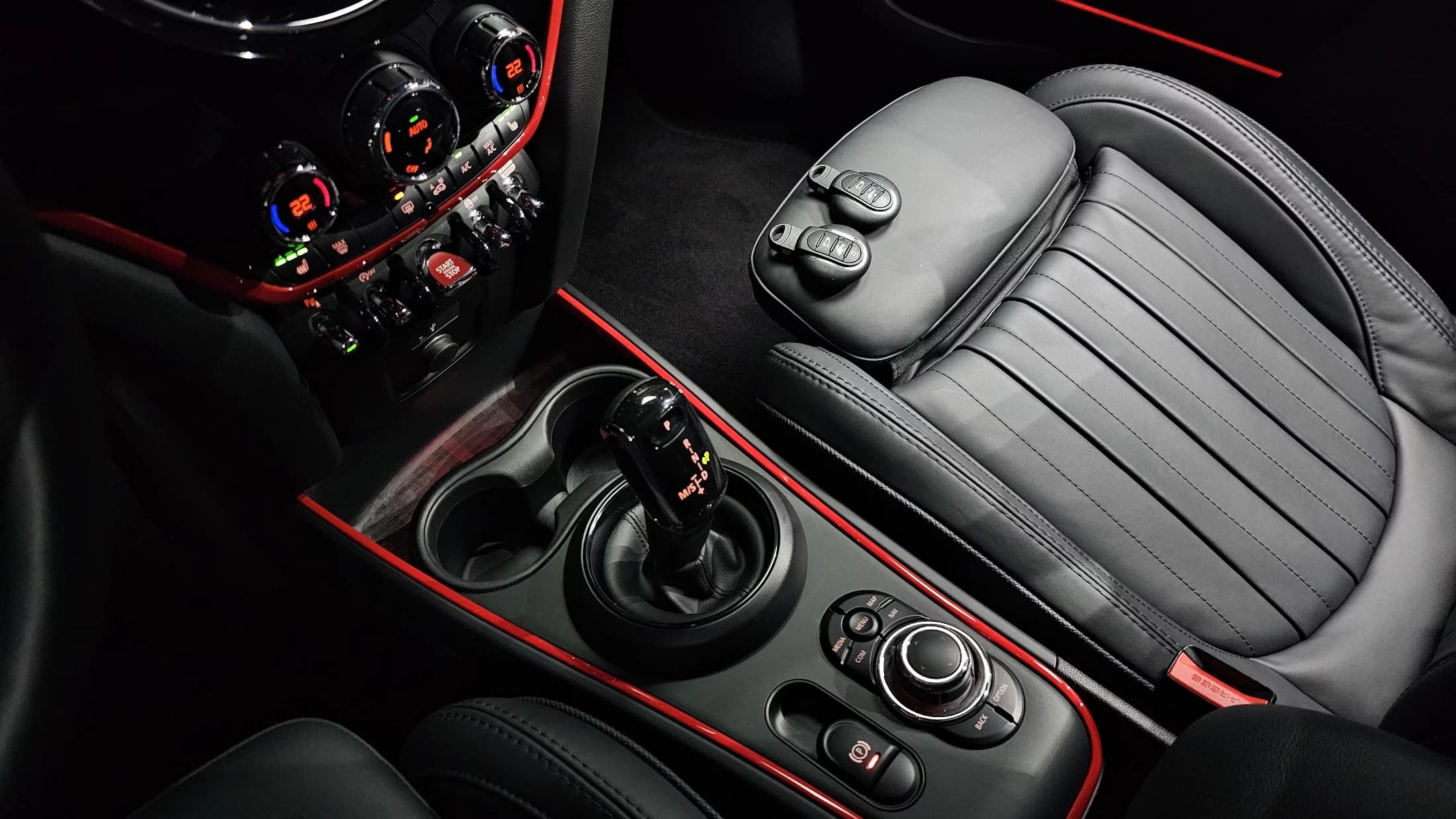 MINI Countryman JCW Launch Pack 2nd Gen, 2023 г. 18419 км. — фото 9