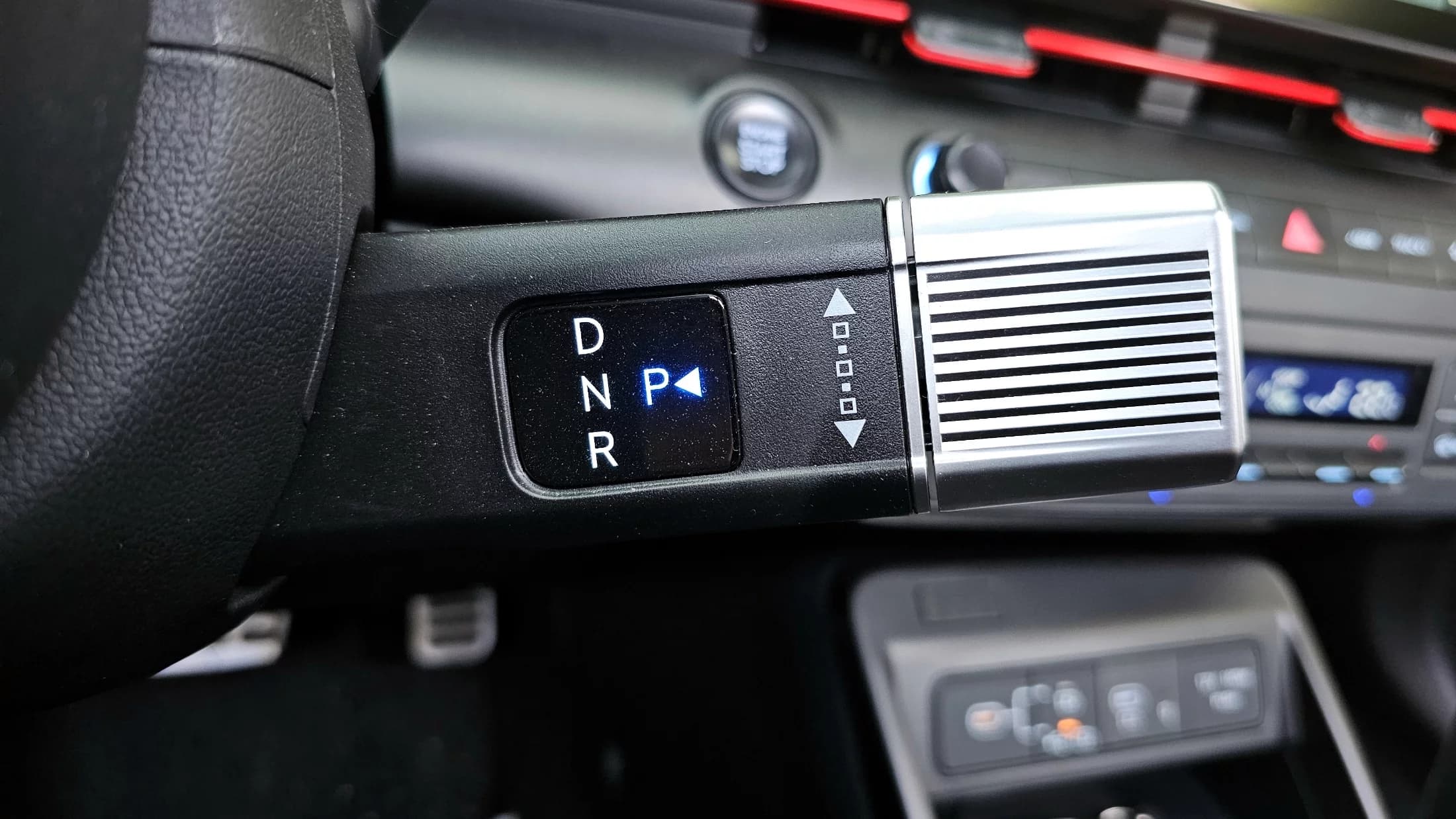 Hyundai Kona Gasoline 1.6 Turbo 2WD Inspiration, 2023 г. 12438 км. — фото 9