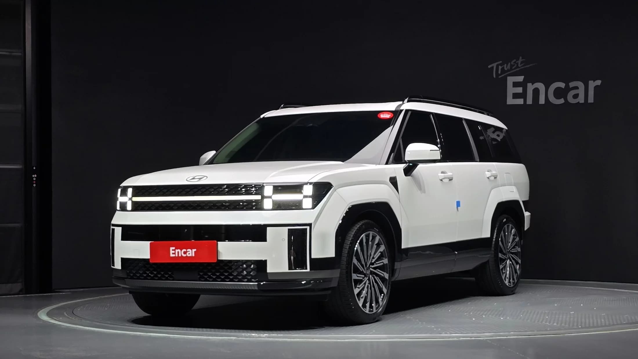 Hyundai Santa Fe Gasoline 2.5T 2WD Calligraphy, 2023 г. 15142 км.