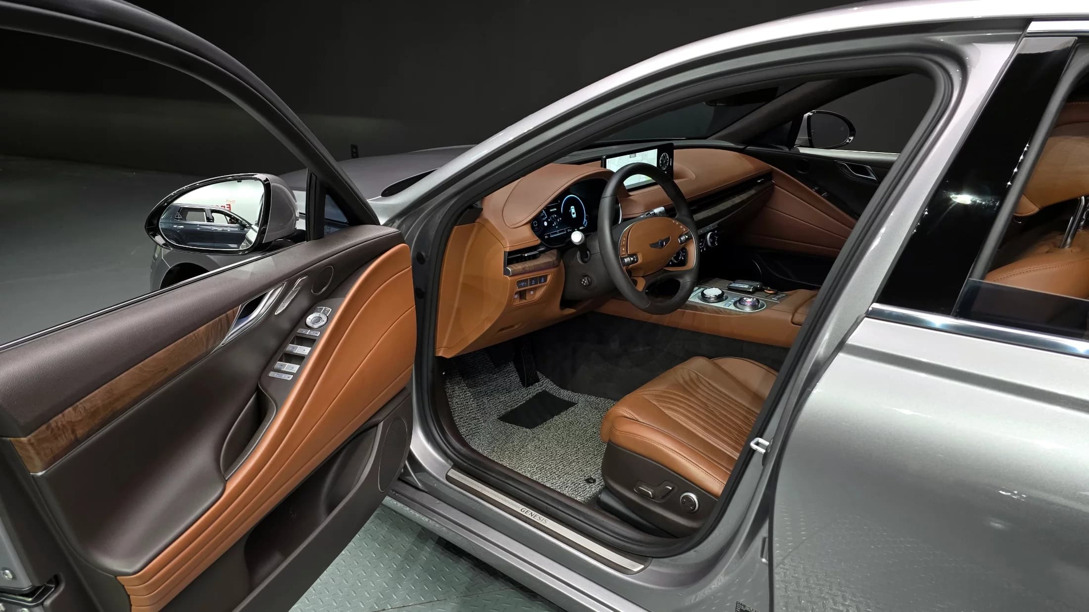 Genesis G80 Gasoline 3.5 Turbo AWD, 2023 г. 49885 км. — фото 11