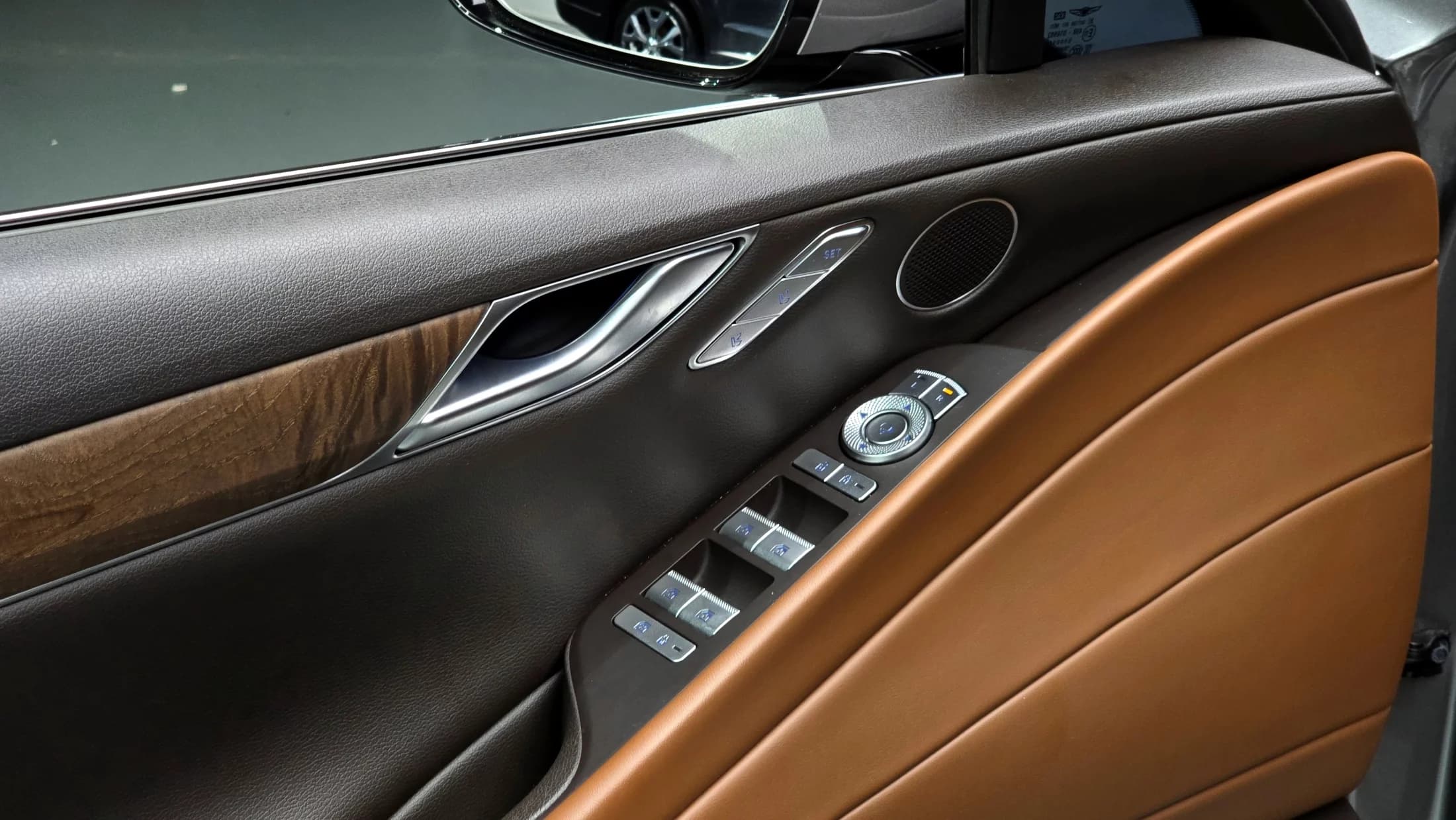 Genesis G80 Gasoline 3.5 Turbo AWD, 2023 г. 49885 км. — фото 18