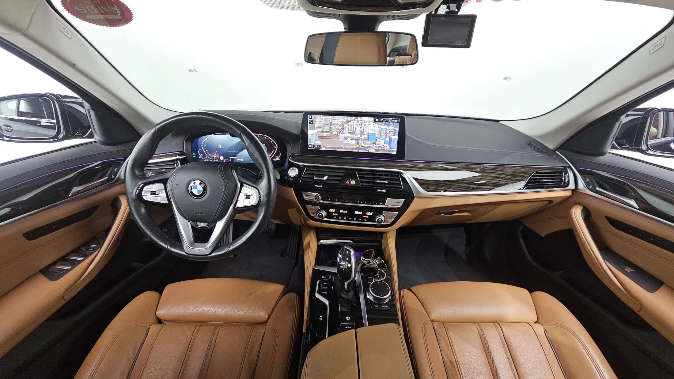 BMW 5-Series 520i Luxury, 2021 г. 88581 км. — фото 7