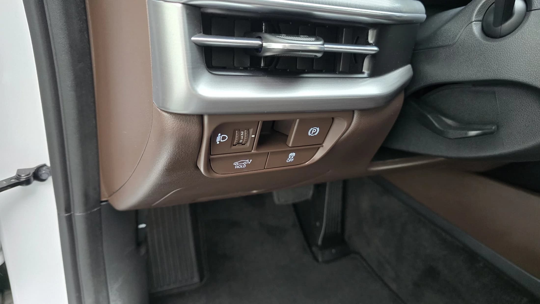 Hyundai Grandeur 3.5 LPG 2WD Premium, 2023 г. 52854 км. — фото 31