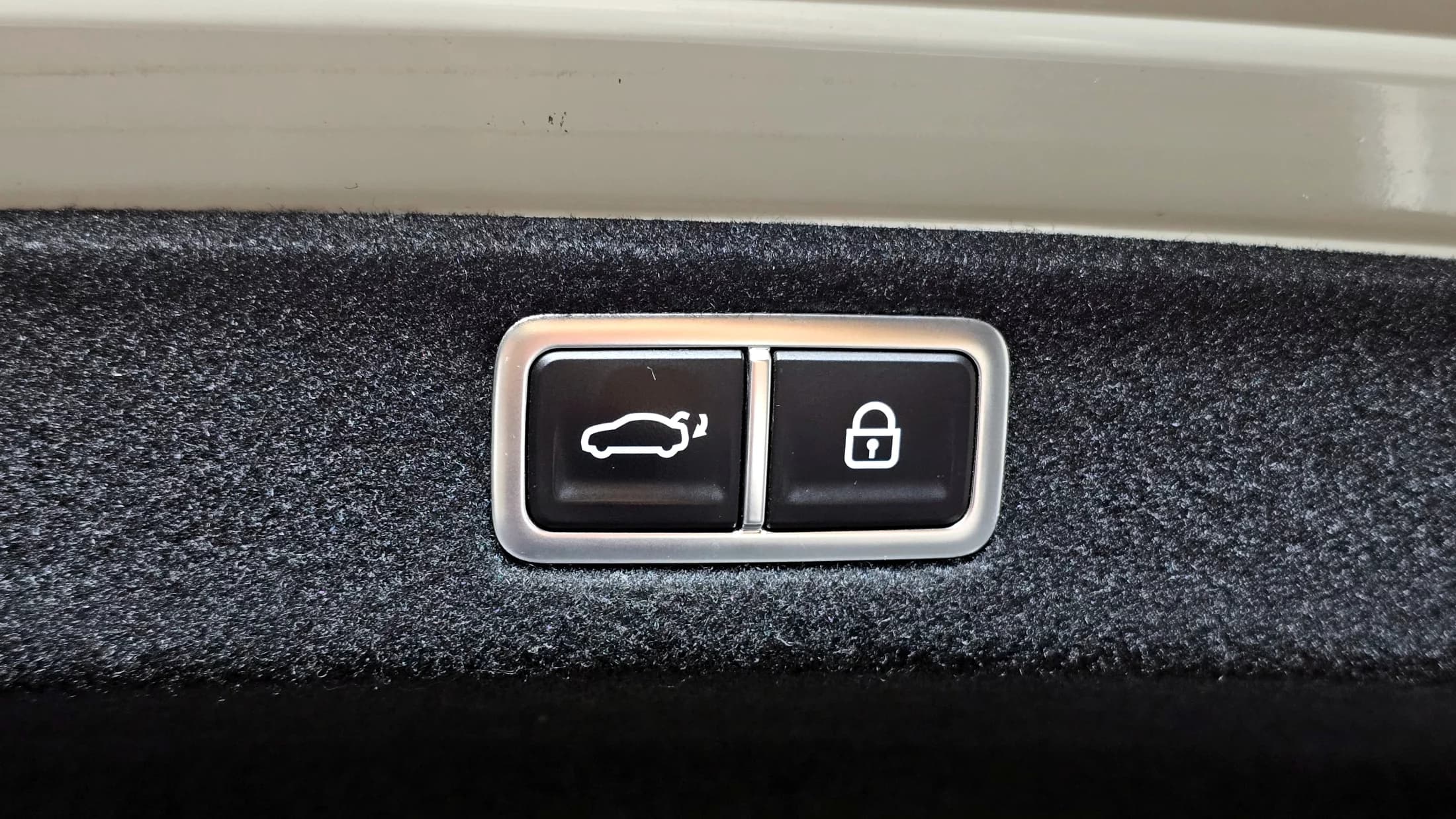 Hyundai Grandeur 3.5 LPG 2WD Premium, 2023 г. 52854 км. — фото 40