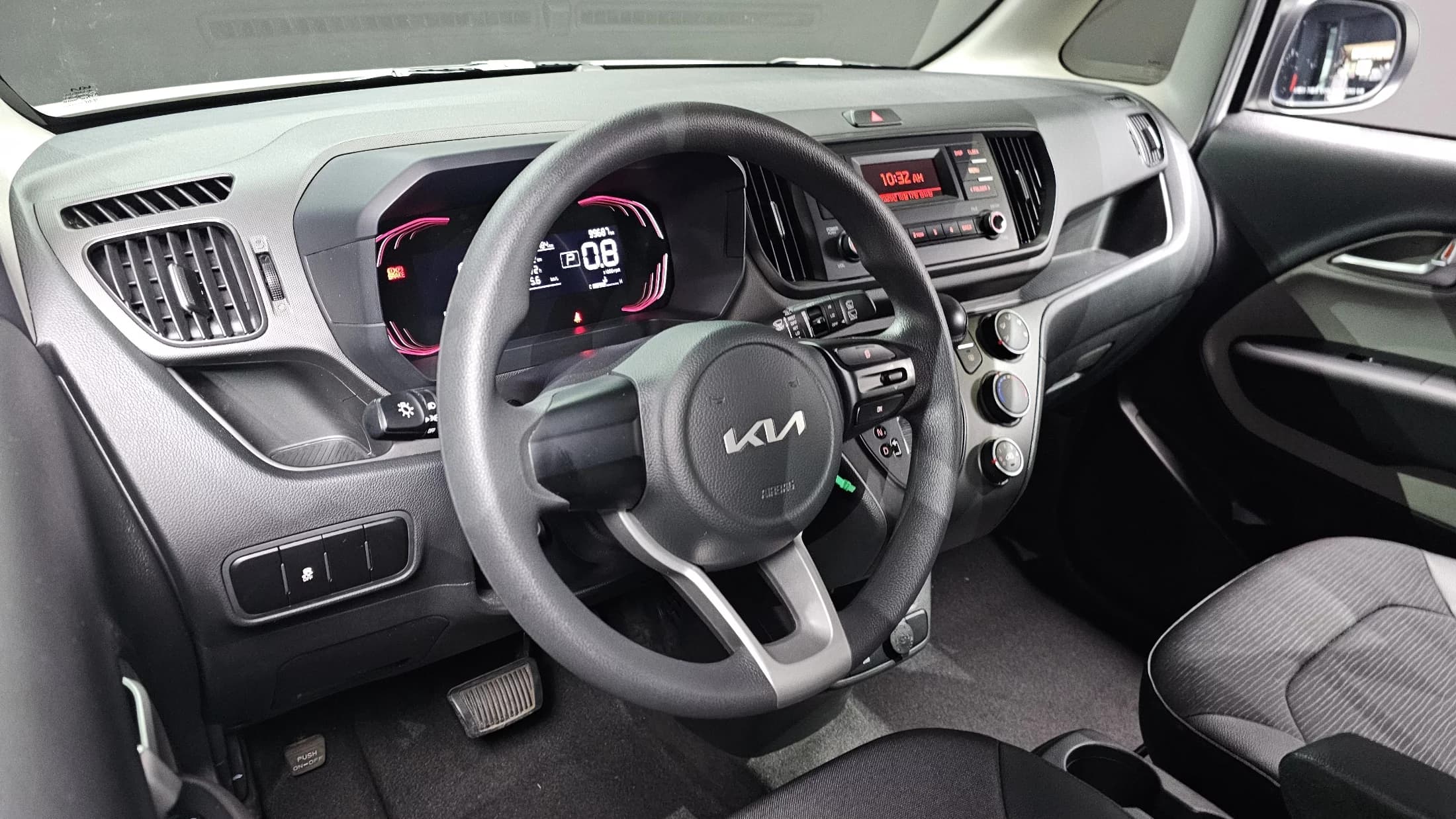 Kia RAY Van 2-Seater Prestige, 2022 г. 99703 км. — фото 12