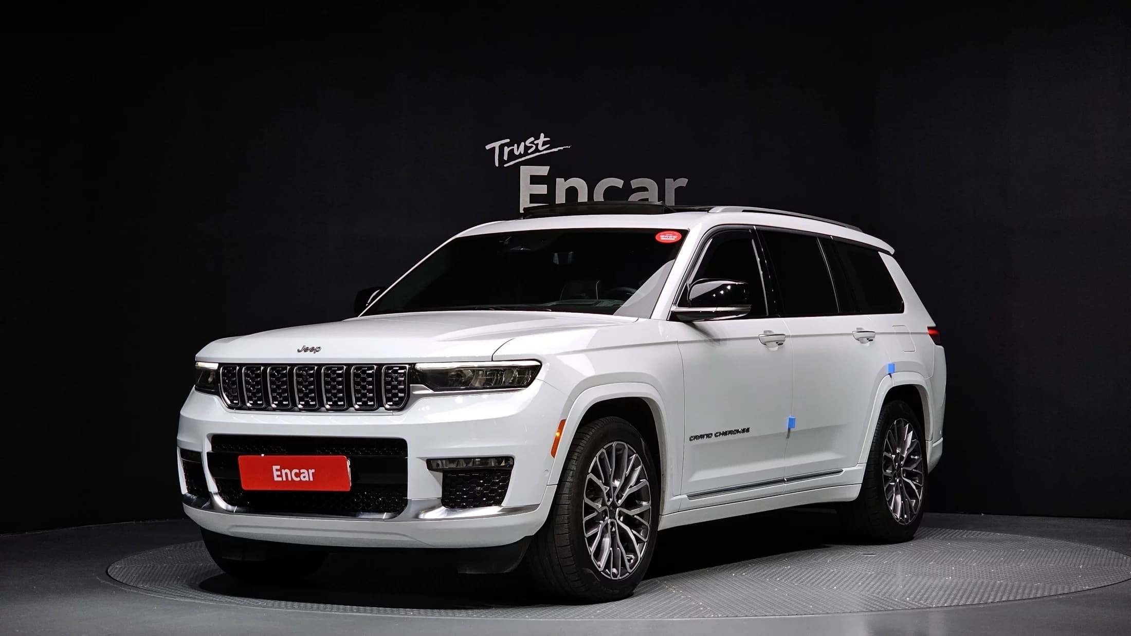 Jeep Grand Cherokee L 3.6 Summit Reserve, 2023 г. 43716 км.