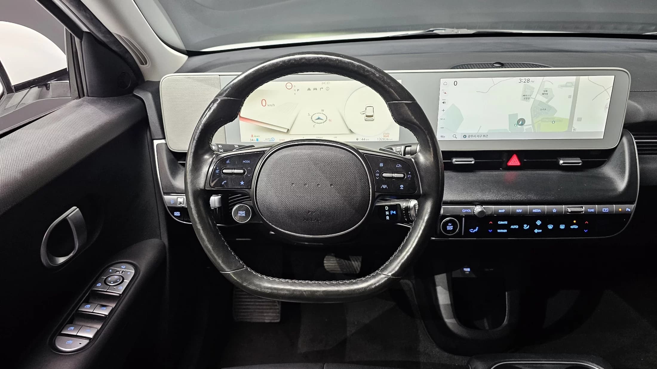 Hyundai Ioniq 5 Long range Exclusive, электромобиль, 2021 г. 132846 км. — фото 13