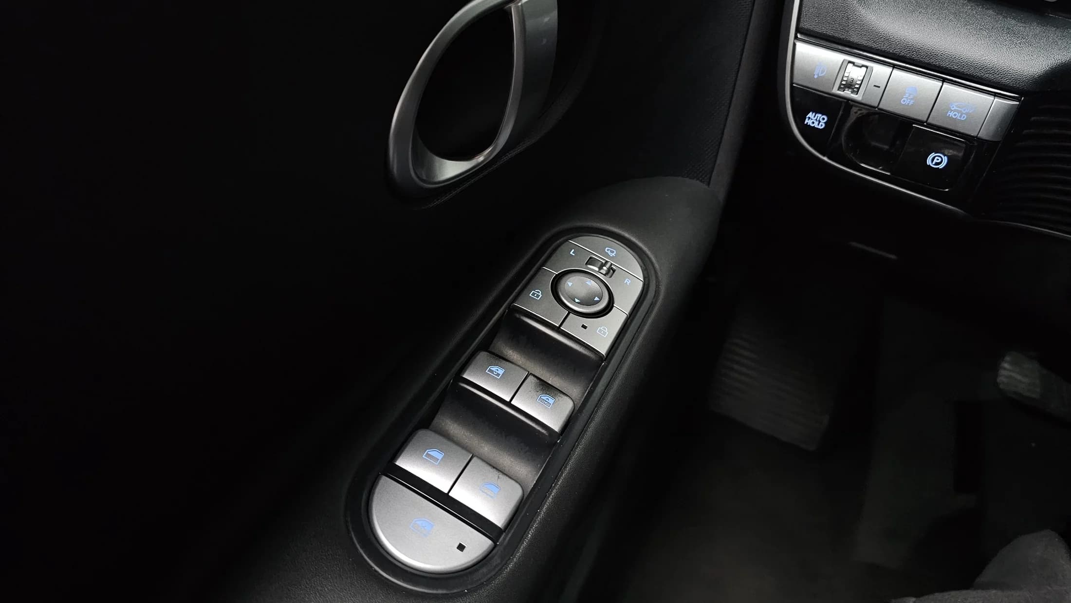 Hyundai Ioniq 5 Long range Exclusive, электромобиль, 2021 г. 132846 км. — фото 18