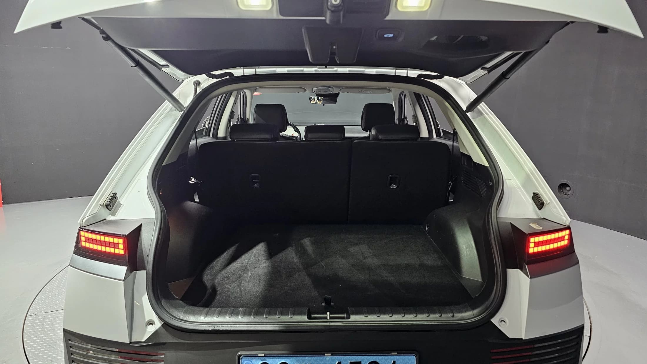 Hyundai Ioniq 5 Long range Exclusive, электромобиль, 2021 г. 132846 км. — фото 20