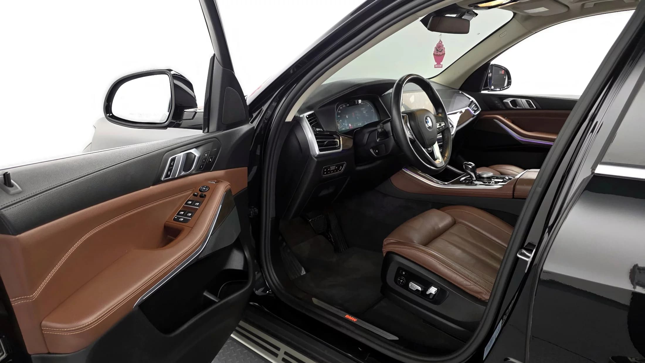 BMW X5 xDrive 30d xLine, 2021 г. 74931 км. — фото 10