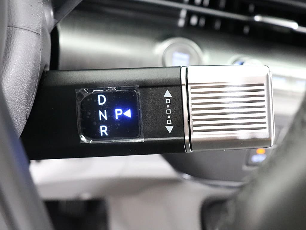 Hyundai Kona Gasoline 1.6 Turbo 2WD Inspiration, 2023 г. 37822 км. — фото 14
