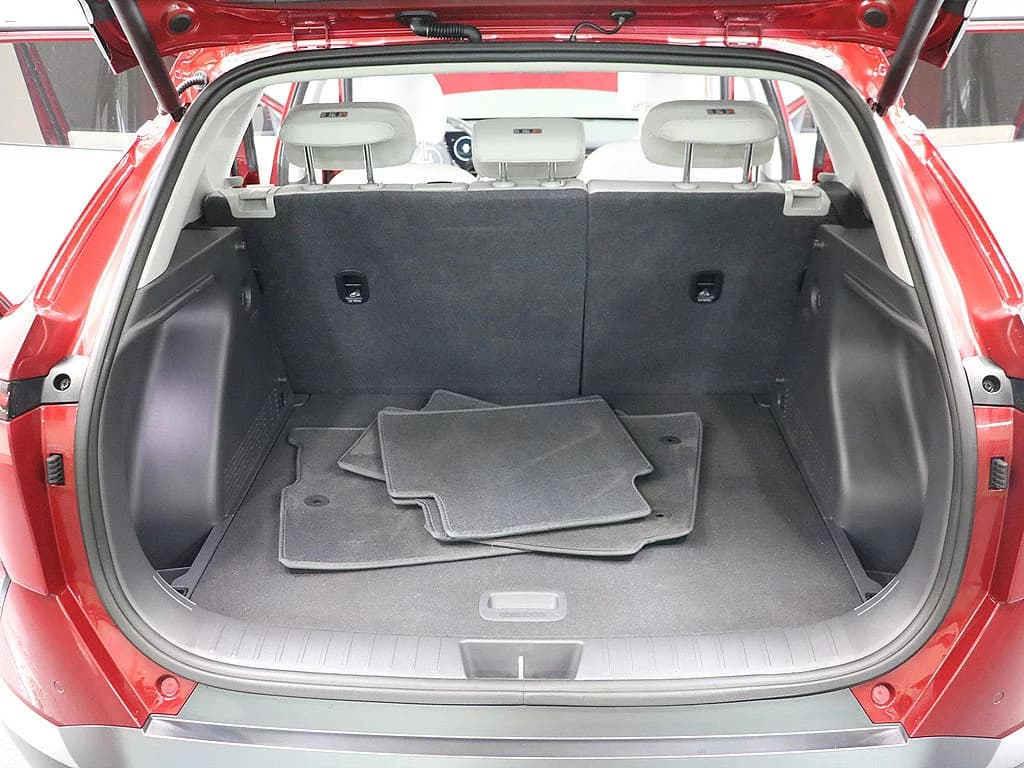 Hyundai Kona Gasoline 1.6 Turbo 2WD Inspiration, 2023 г. 37822 км. — фото 17