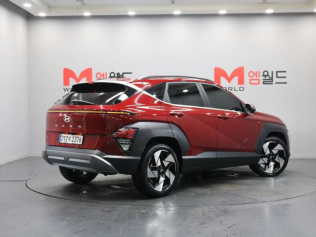 Hyundai Kona Gasoline 1.6 Turbo 2WD Inspiration, 2023 г. 37822 км. — фото 3