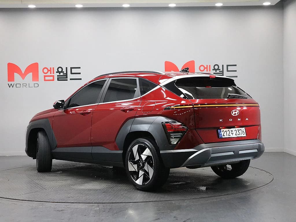 Hyundai Kona Gasoline 1.6 Turbo 2WD Inspiration, 2023 г. 37822 км. — фото 4