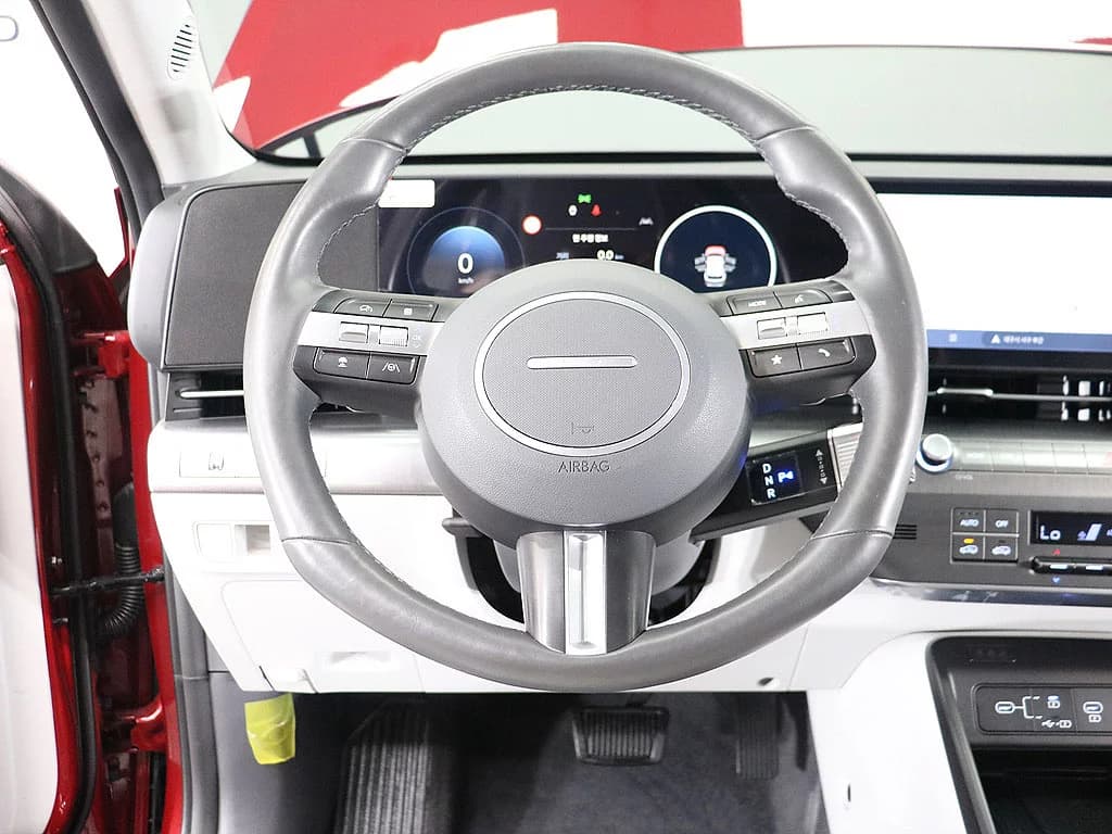 Hyundai Kona Gasoline 1.6 Turbo 2WD Inspiration, 2023 г. 37822 км. — фото 9