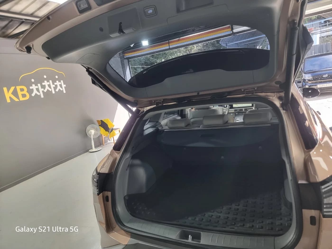 Hyundai Nexo Premium, 2023 г. 77207 км. — фото 6