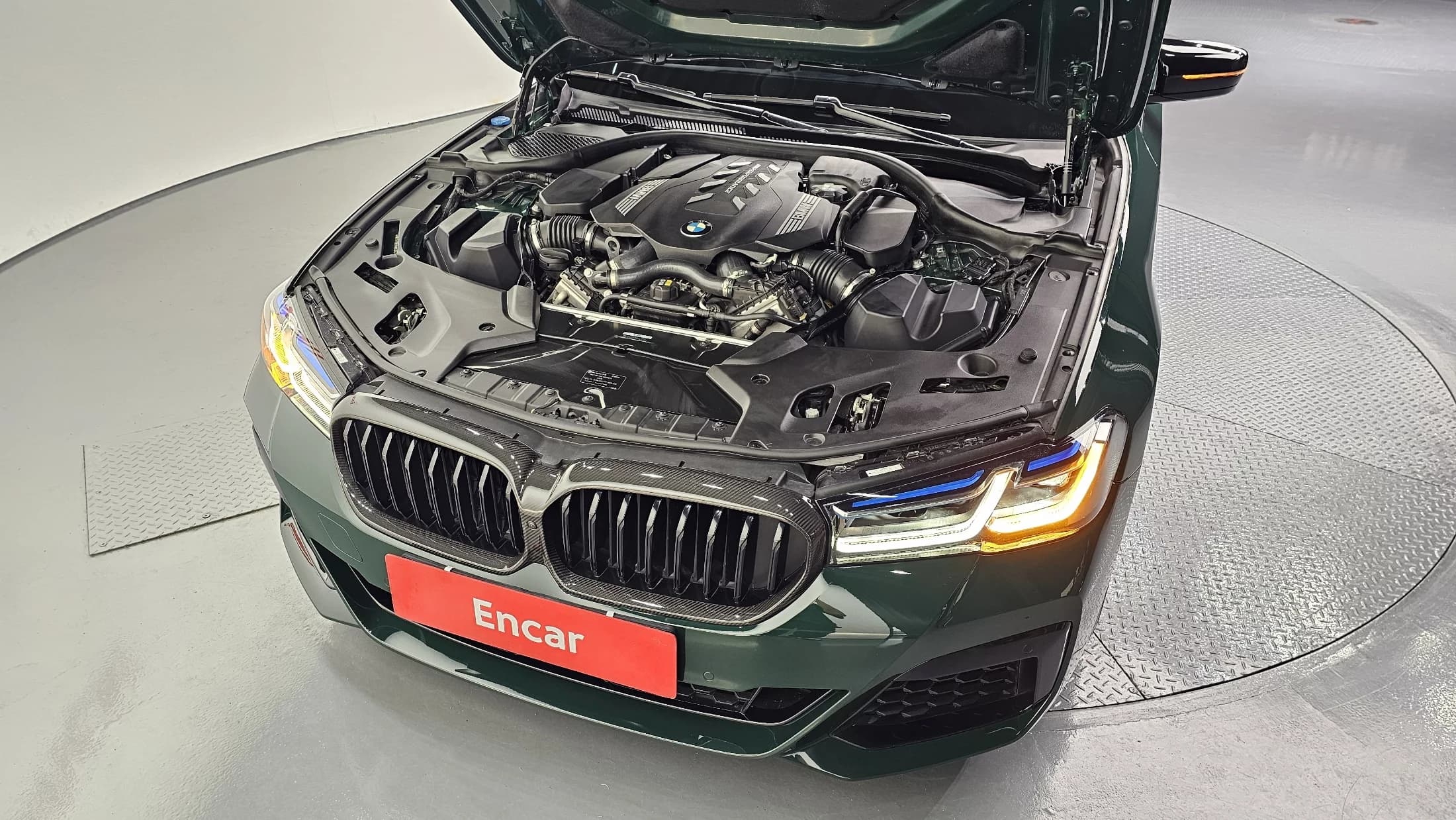 BMW 5-Series M550i xDrive, 2021 г. 55981 км. — фото 6