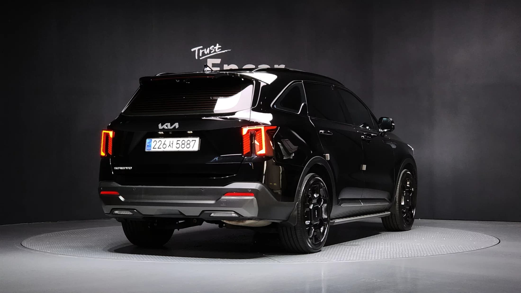 Kia Sorento Diesel 2.2 2WD Gravity, 2023 г. 61281 км. — фото 2