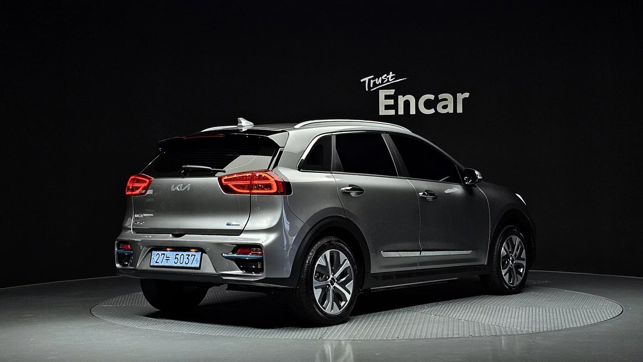 Kia Niro Noblesse, электромобиль, 2021 г. 12861 км. — фото 2