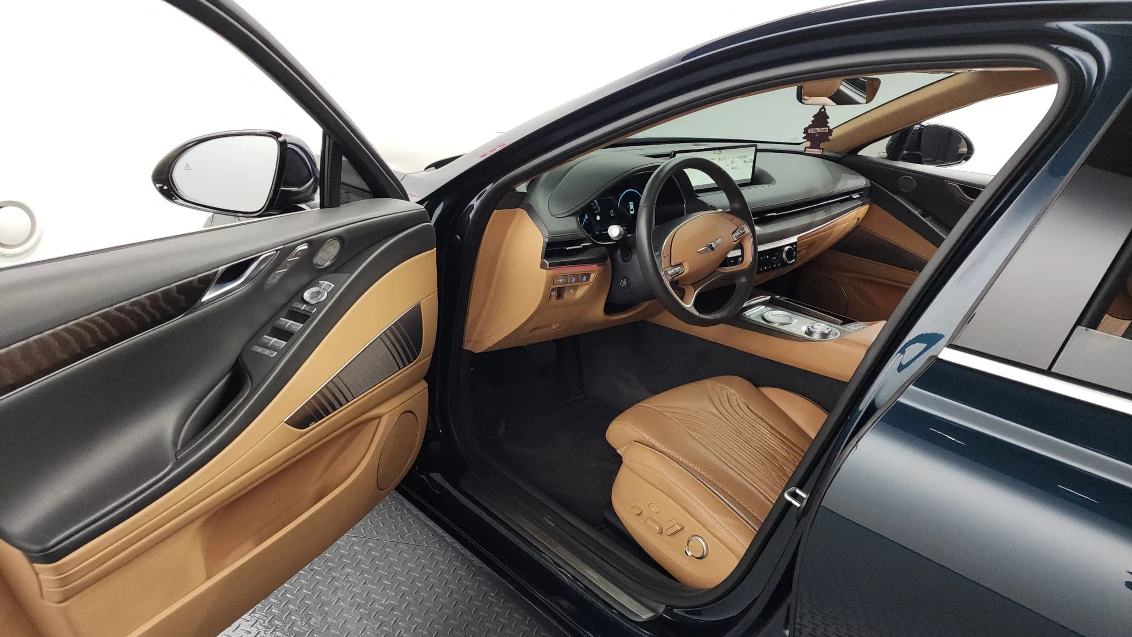 Genesis G80 Gasoline 2.5 Turbo AWD, 2021 г. 23035 км. — фото 10