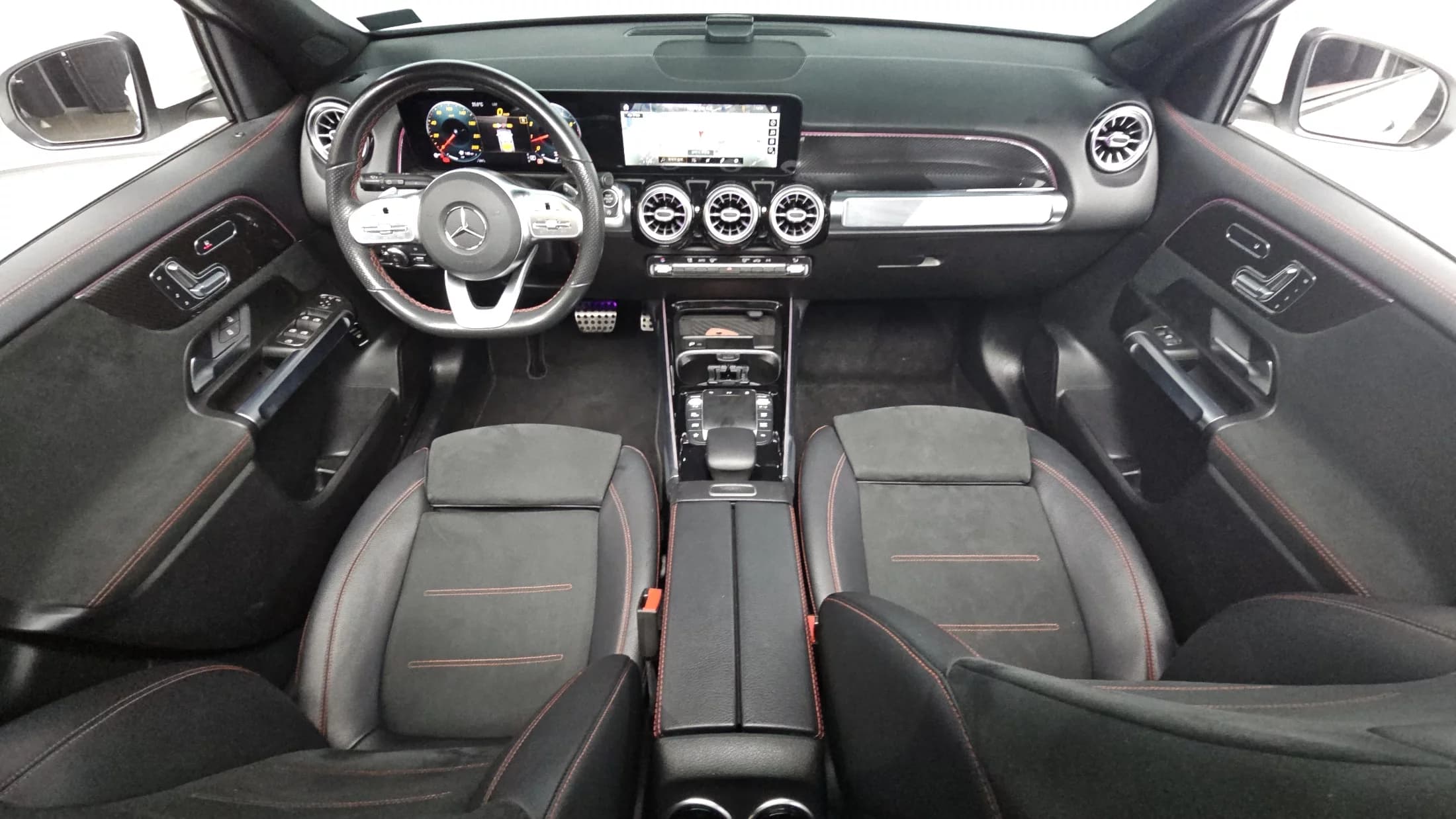 Mercedes-Benz GLB-Class GLB250 4MATIC, 2021 г. 77880 км. — фото 7