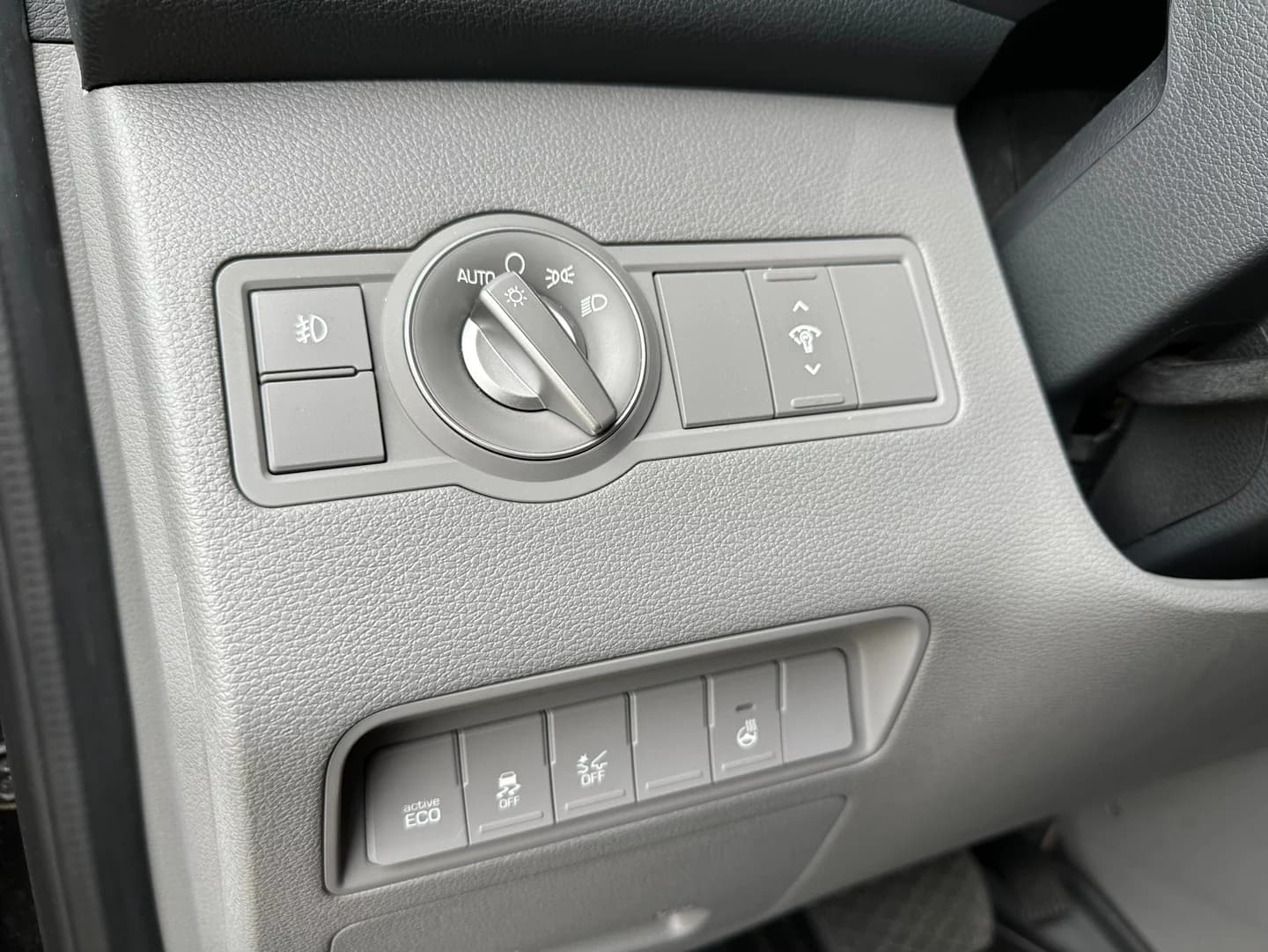 Hyundai H1 15-seater Luxury, 2021 г. 39136 км. — фото 11