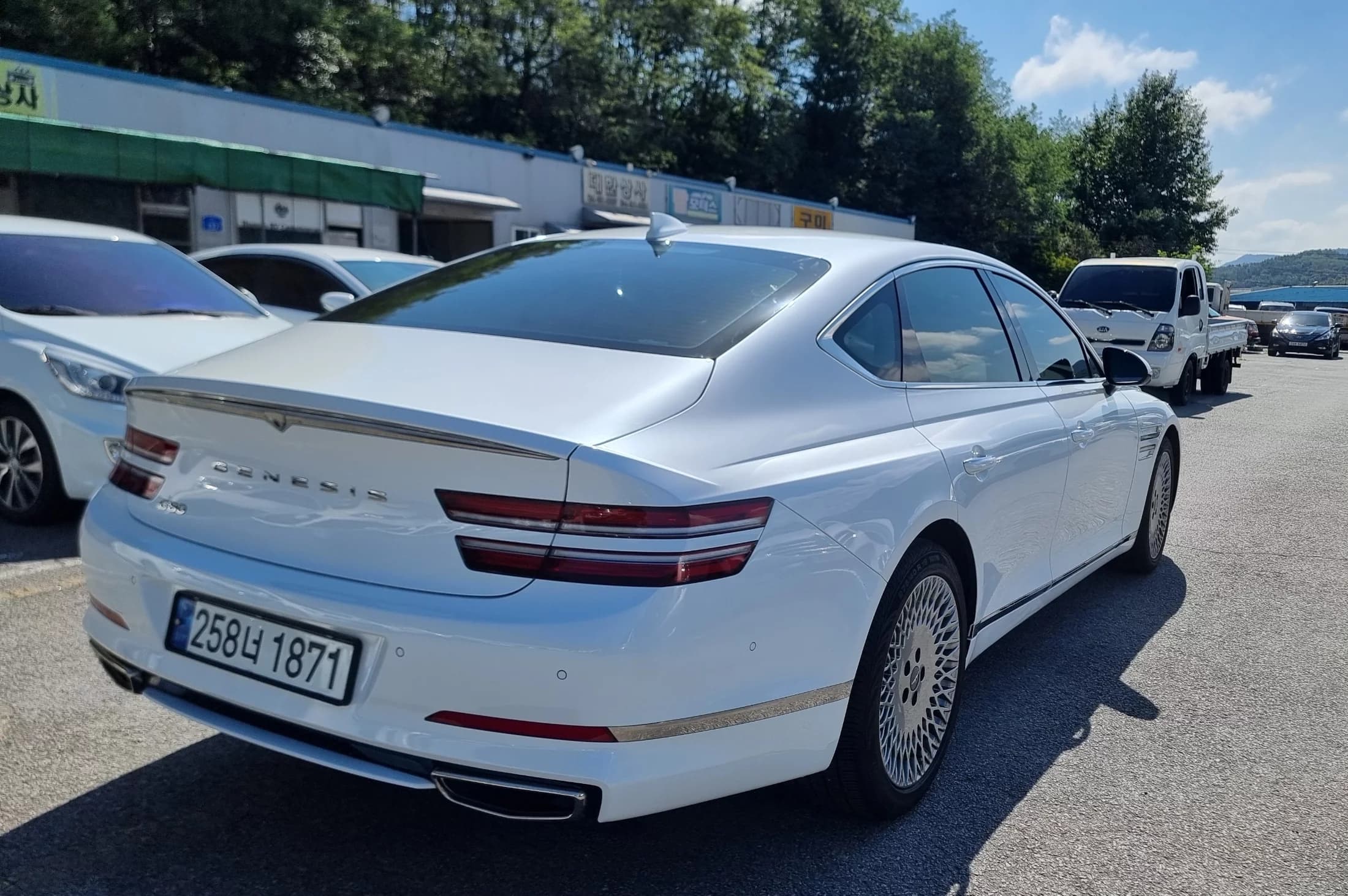 Genesis G80 Gasoline 2.5 Turbo 2WD, 2023 г. 32234 км. — фото 17