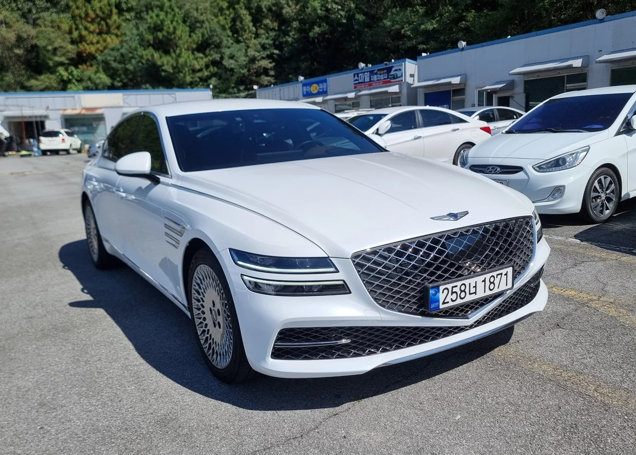 Genesis G80 Gasoline 2.5 Turbo 2WD, 2023 г. 32234 км. — фото 3