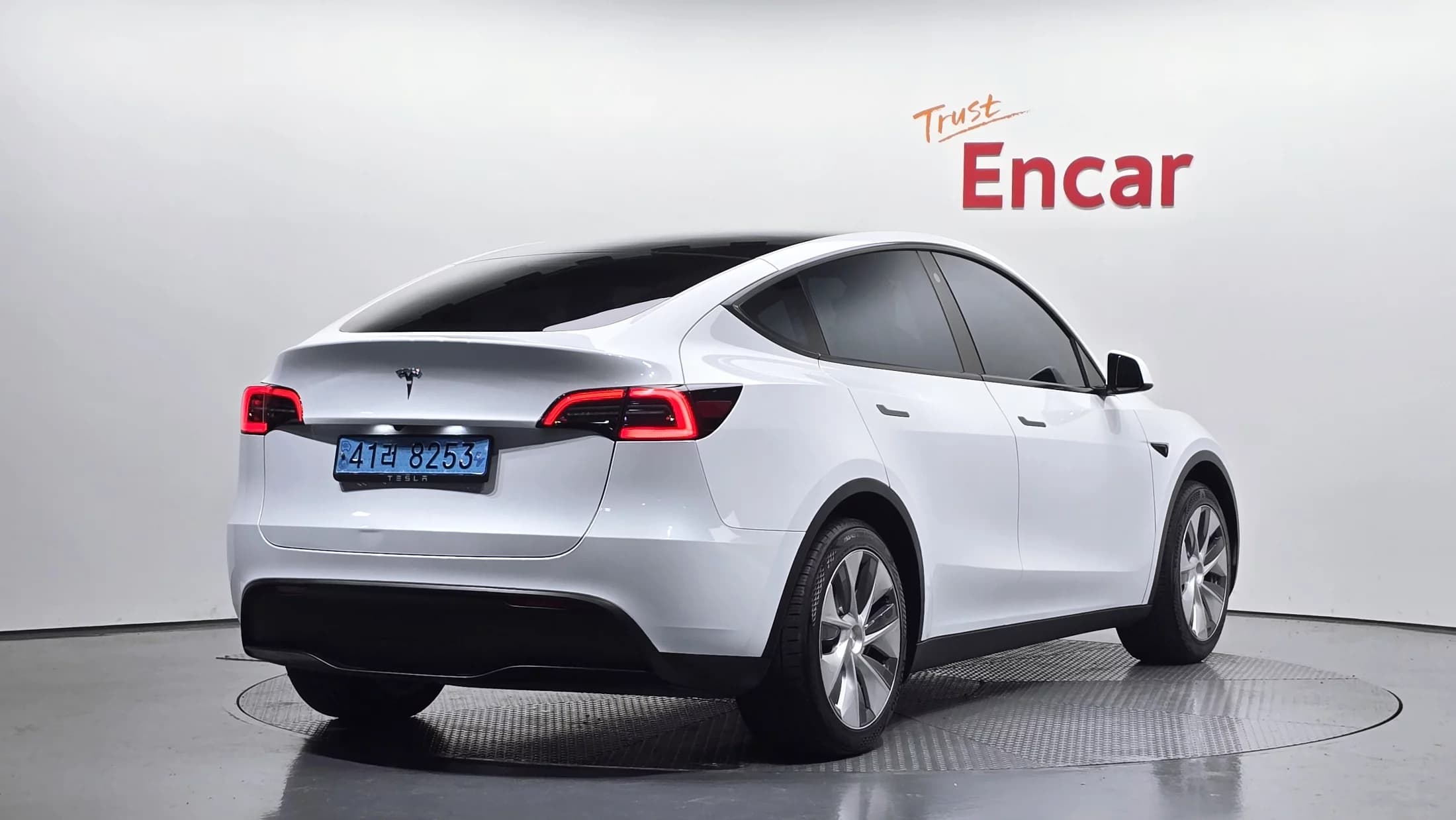 Tesla Model Y RWD, электромобиль, 2023 г. 26539 км. — фото 2