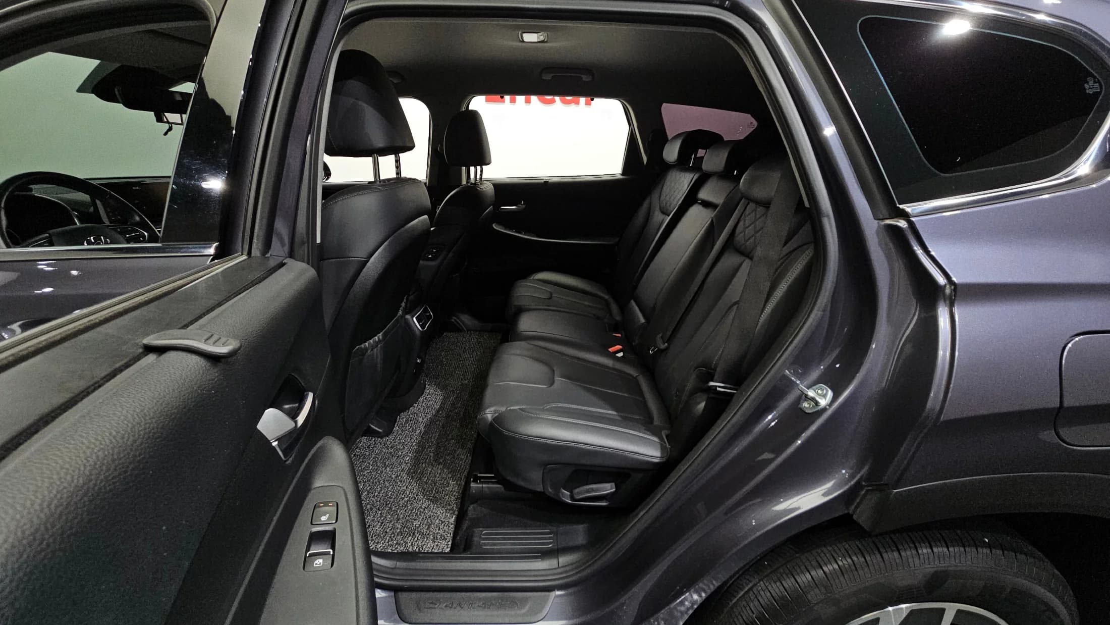 Hyundai Santa Fe HEV 1.6 2WD Prestige, гибрид, 2021 г. 48990 км. — фото 11