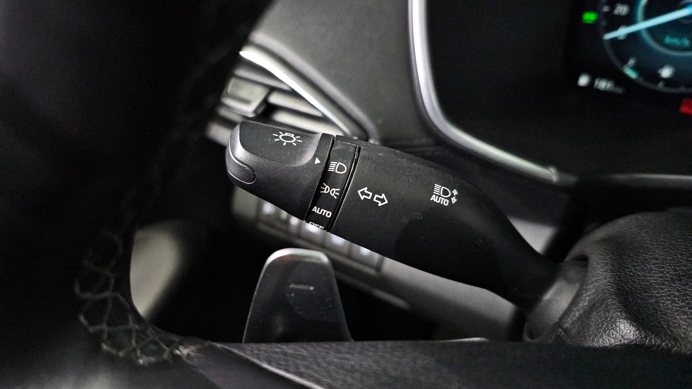 Hyundai Santa Fe HEV 1.6 2WD Prestige, гибрид, 2021 г. 48990 км. — фото 16