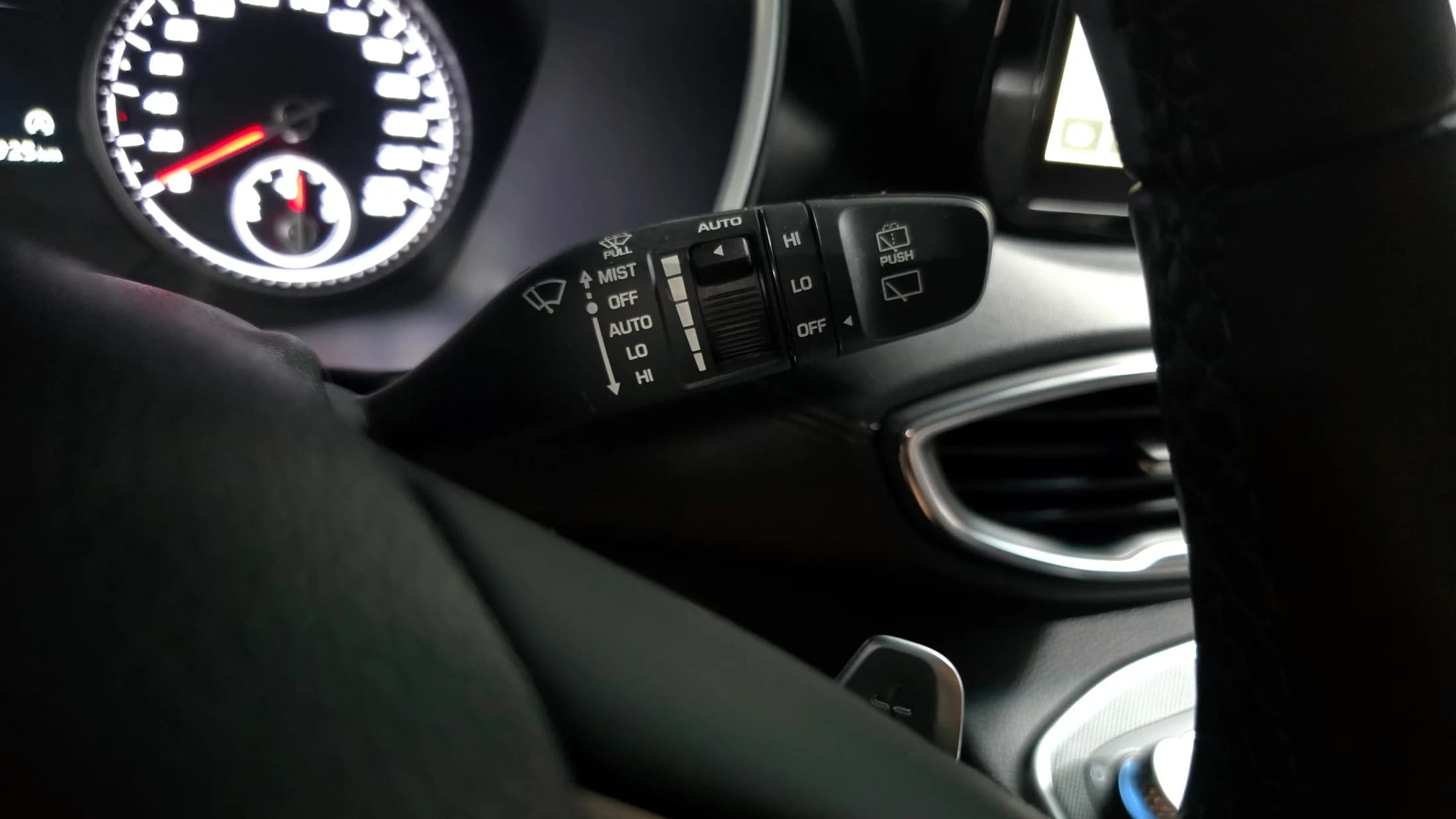 Hyundai Santa Fe Diesel 2.2 4WD Exclusive, 2022 г. 33006 км. — фото 18