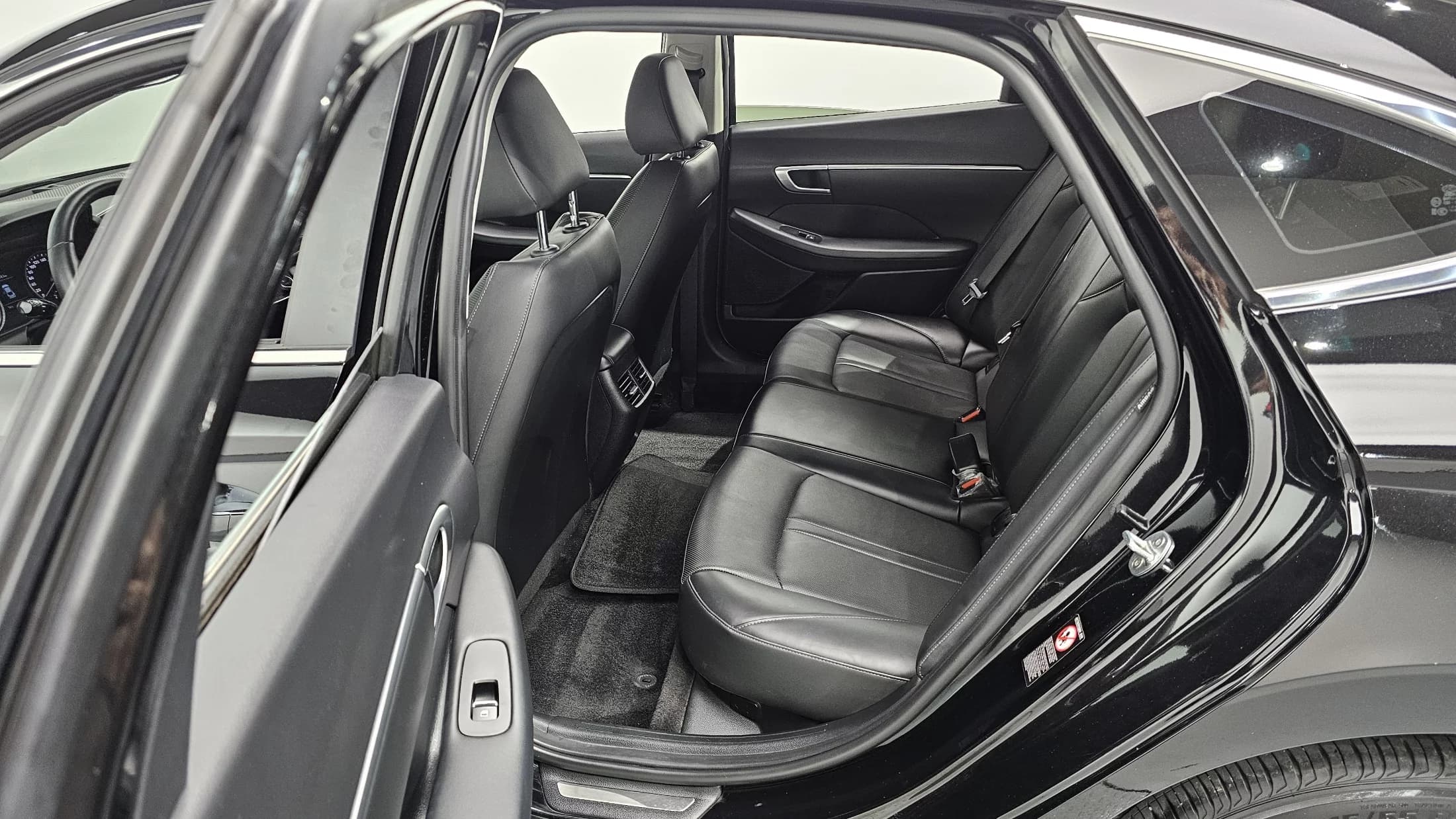 Hyundai Sonata 2.0 Premium, 2021 г. 48119 км. — фото 19